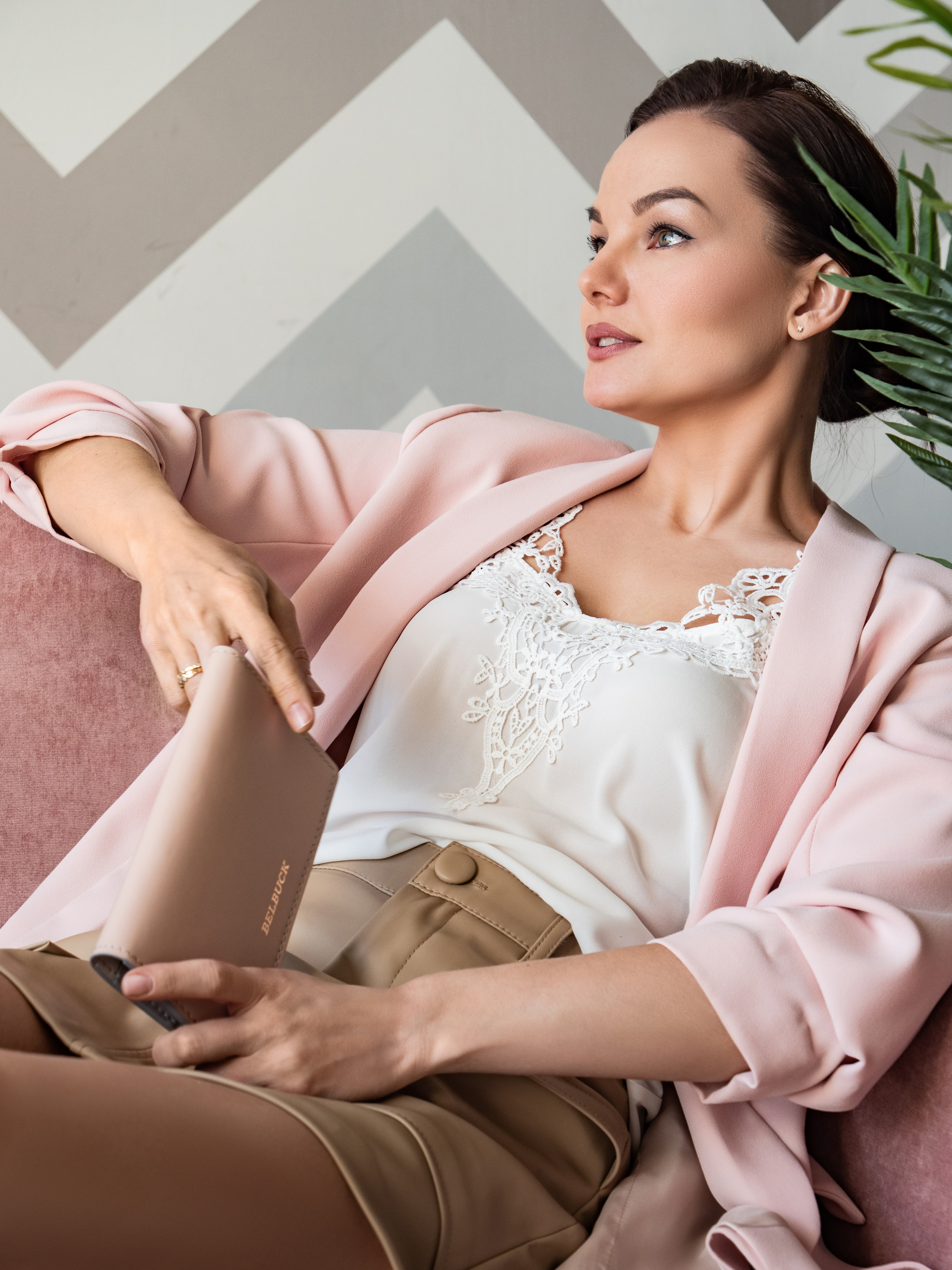 Фотосъемка для маркетплейсов. Фотостудия Тироль. Москва