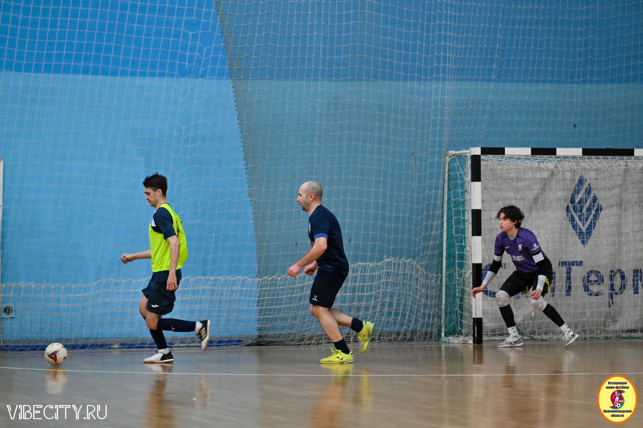 8 тур Корпоративной Бизнес-Лиги по футзалу. VIBECITY.RU Вайб Сити Ру Фоторепортажи Фотоотчеты Калининград