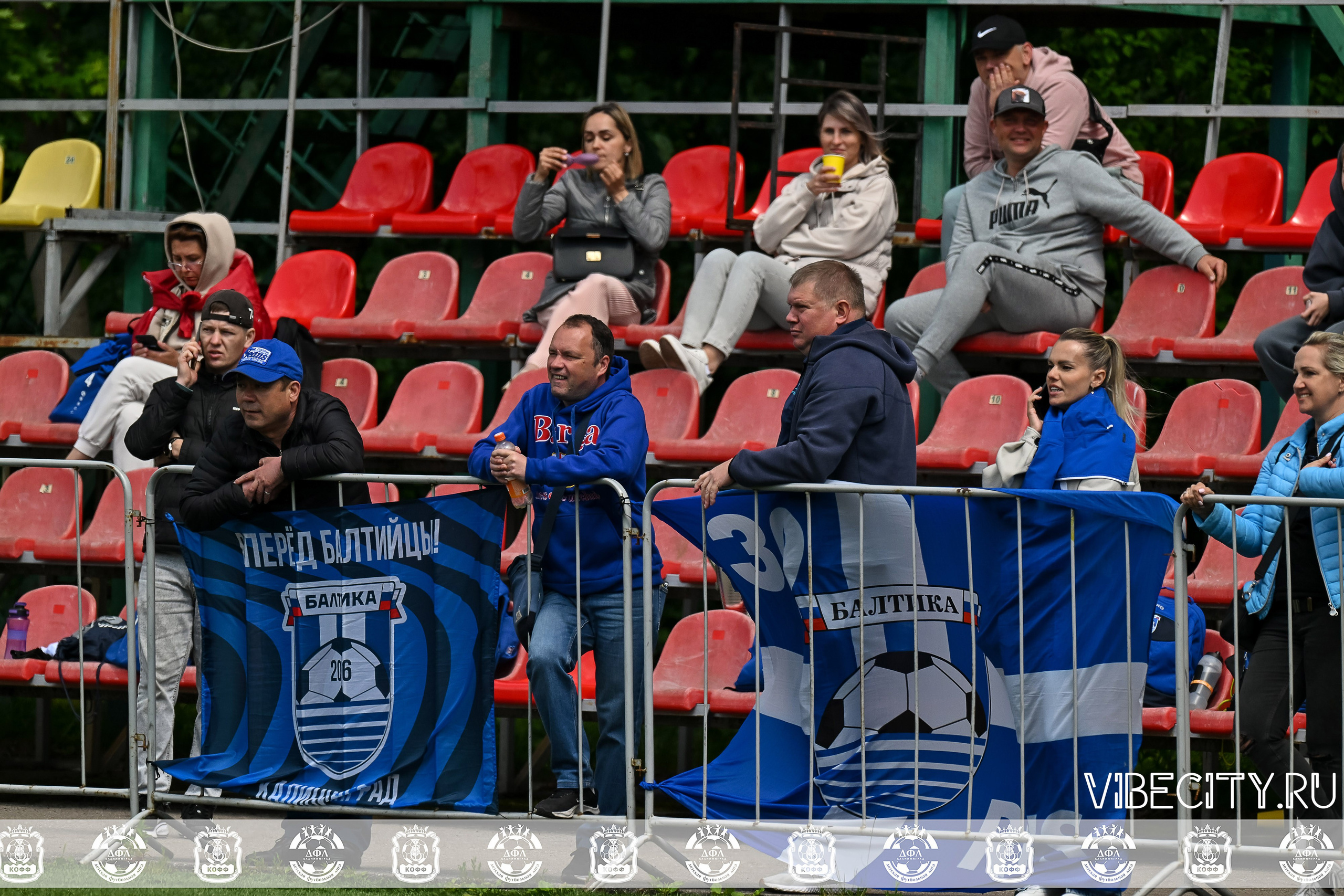 Большие Звезды светят Малым. VIBECITY.RU Вайб Сити Ру Фоторепортажи Фотоотчеты Калининград