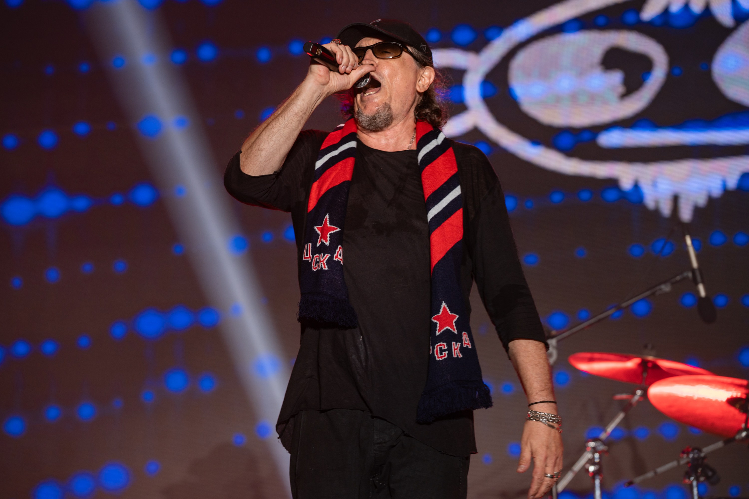 Группа Серьга и Сергей Галанин на ЦСКА ФЕСТ 2024. Сайт Алматинского НЮ АРТ, будуар и фэшн фотографа Дениса Карпенко