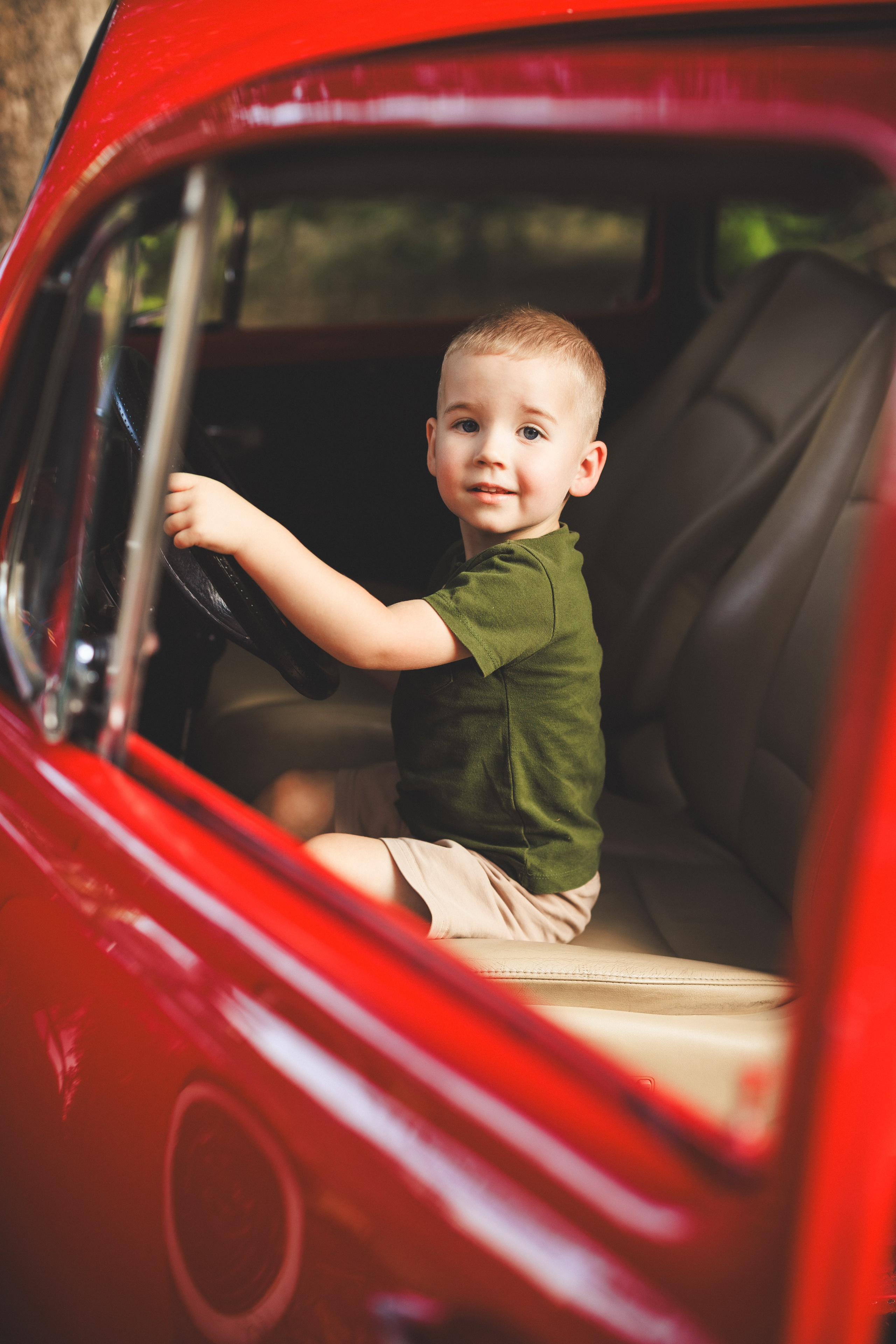 Летняя фотосессия с арбузами и ретро автомобилем. Семейный и детский фотограф в Краснодаре Анна Трашкова