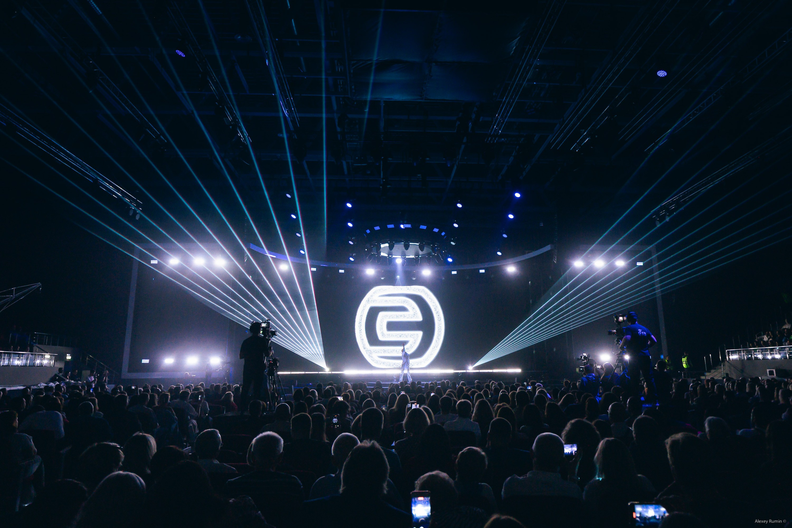 Масштабные сцены и мультимедия. Репортажный и коммерческий фотограф Алексей Рюмин
