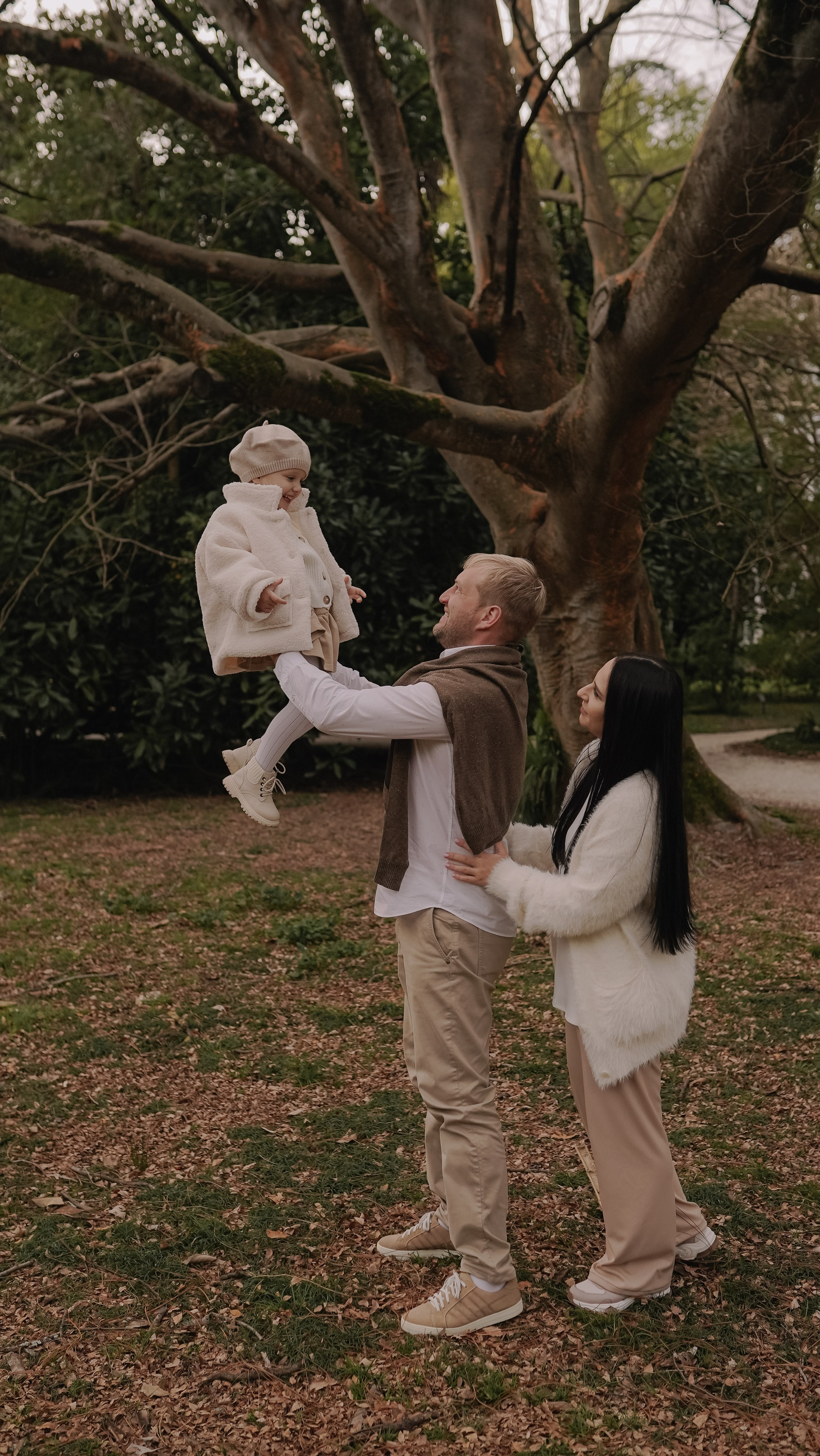 ЦВЕТЕНИЕ. Милана Довгаль - семейный фотограф и видеограф  в Адлере и Сочи