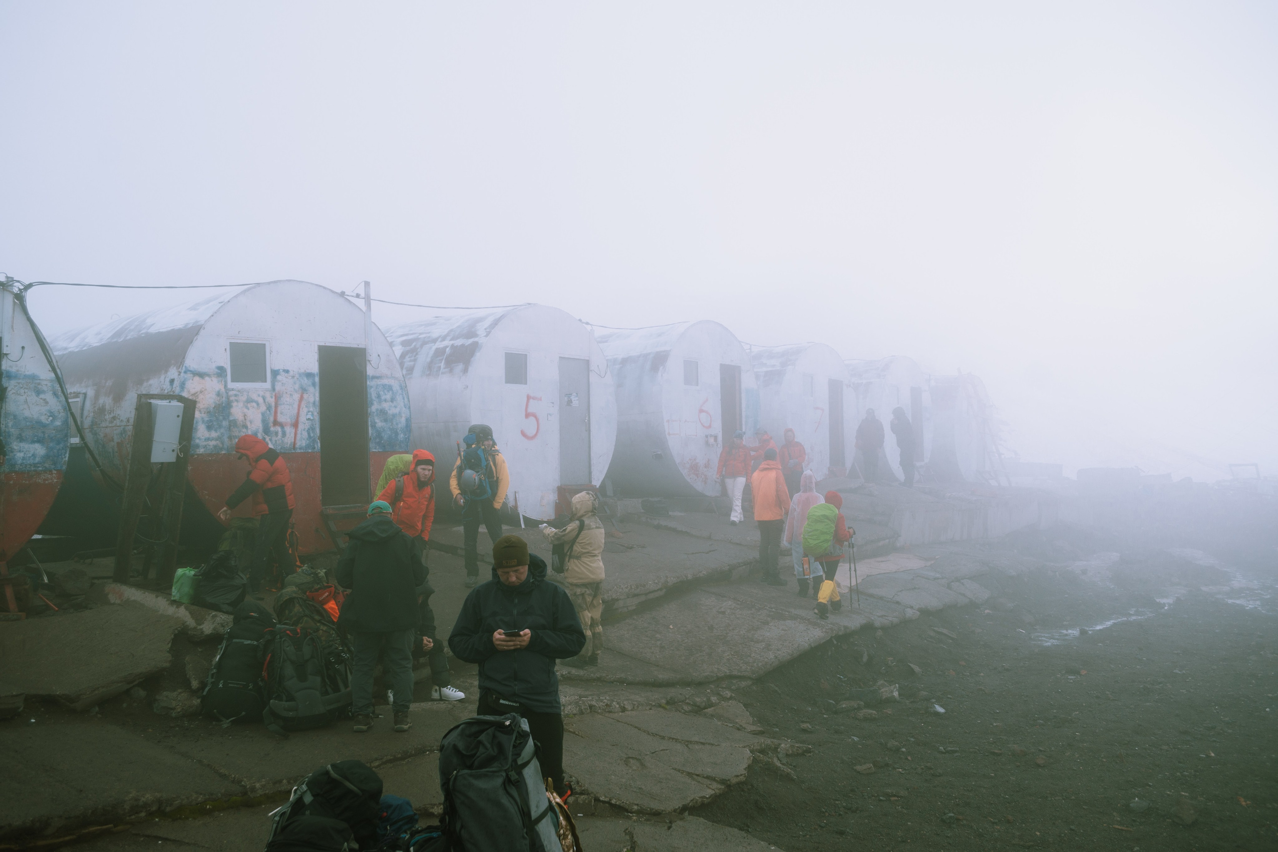 До Приюта-11 в снег. Фотограф Настя | Экспедиции и лайфстайл