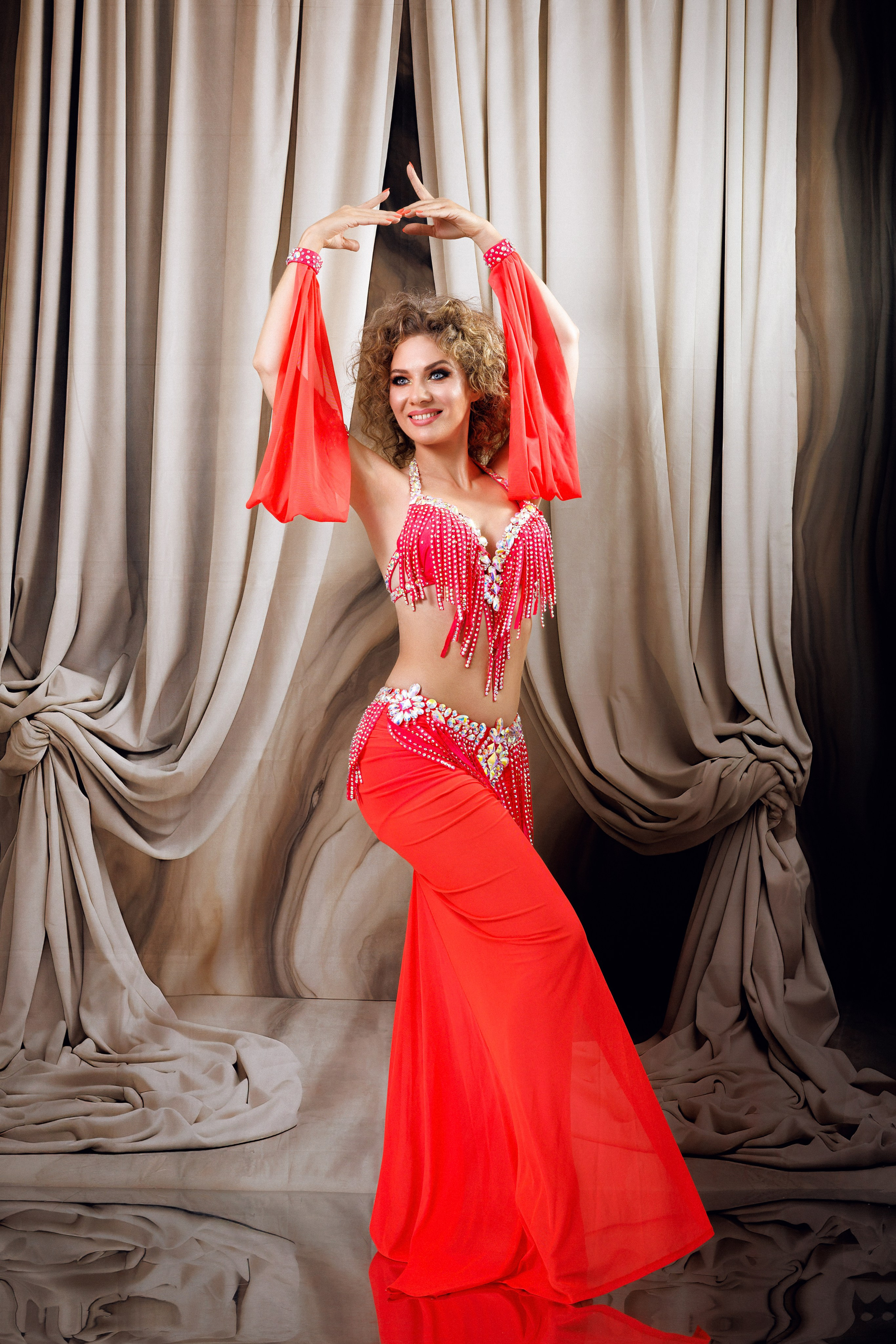 Портфолио для танцовщиц в Москве. Профессиональный фотограф в Москве Захар Ишутин