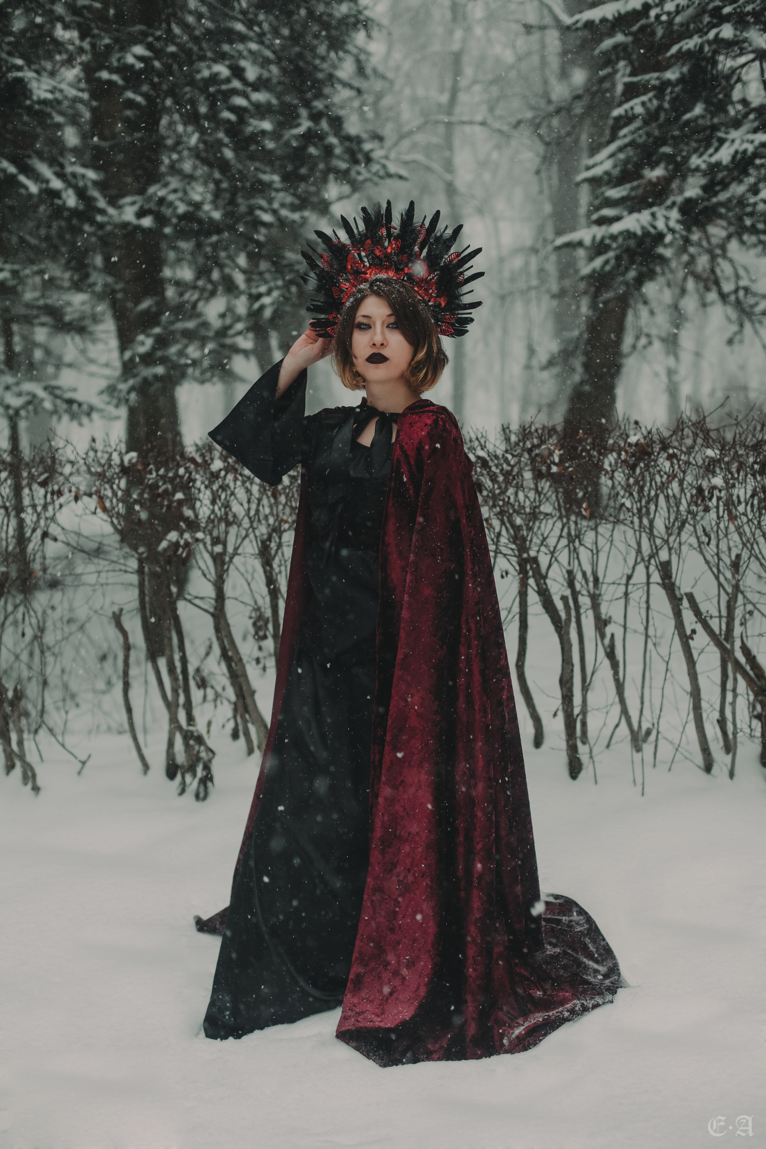 Зимняя сказка для Witch Light. Фотограф Ellairen