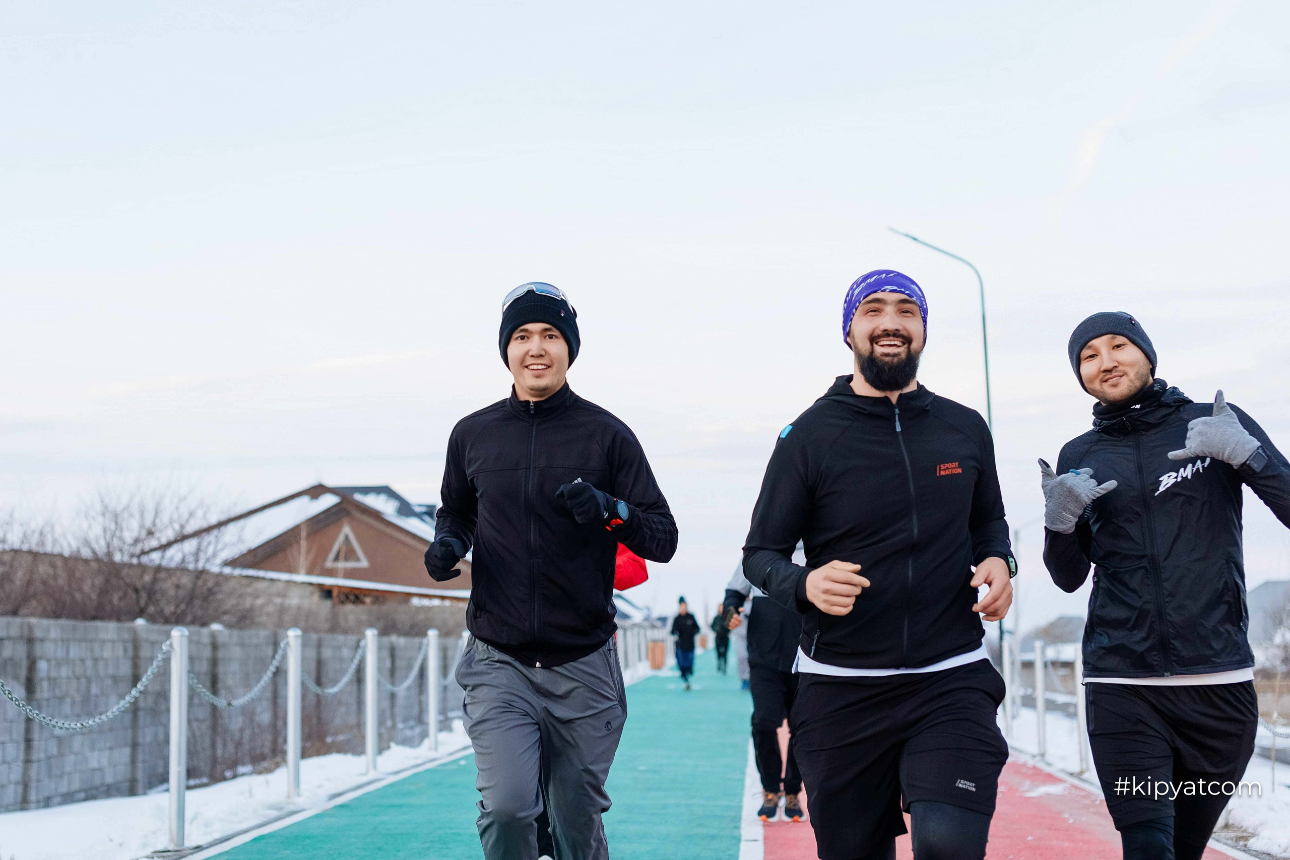 RUNHARD BY SPORTNATION