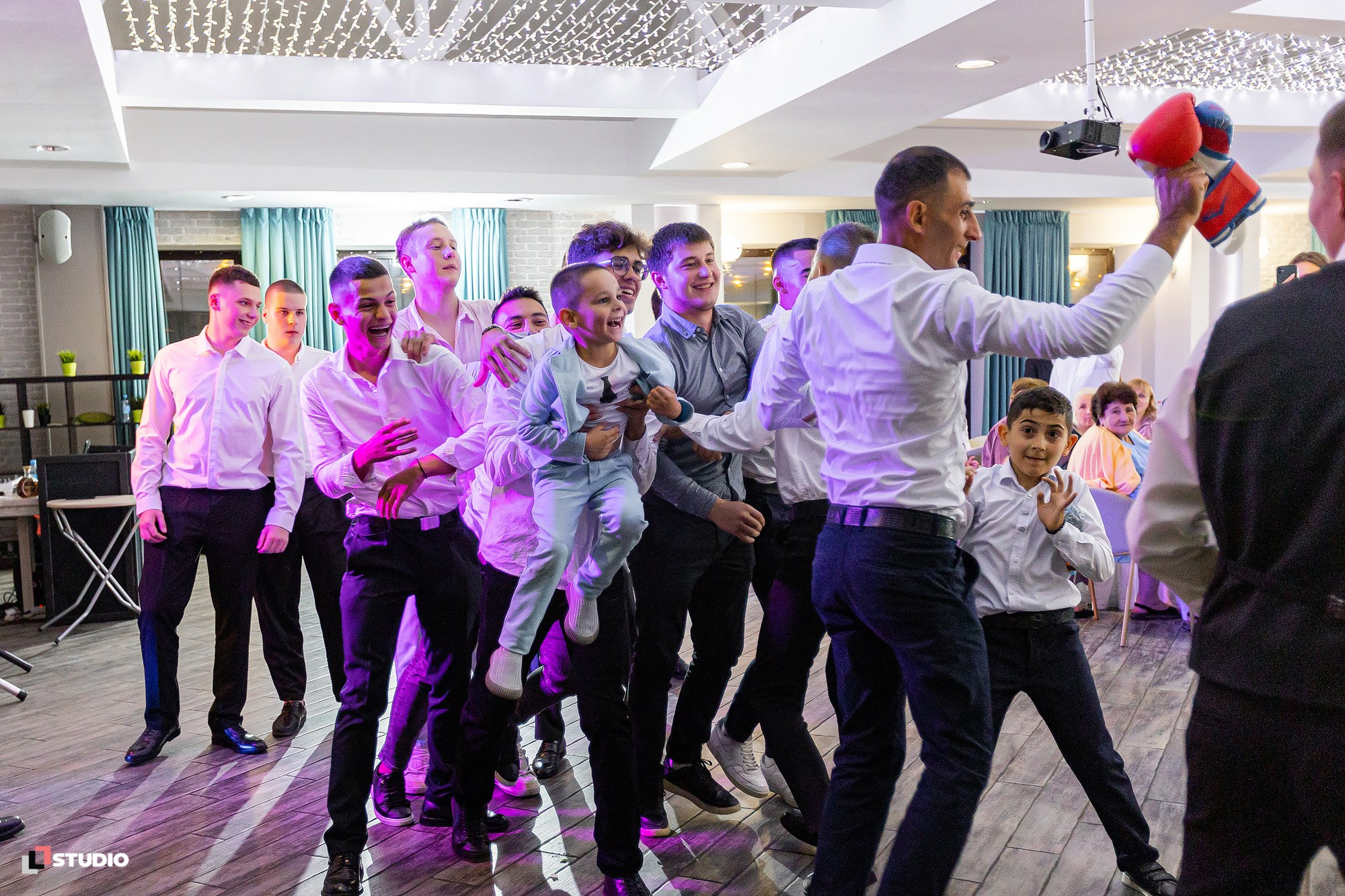 Дмитрий и Арминэ 2023. Фотограф Соловьев Денис в Московской и Владимирской области