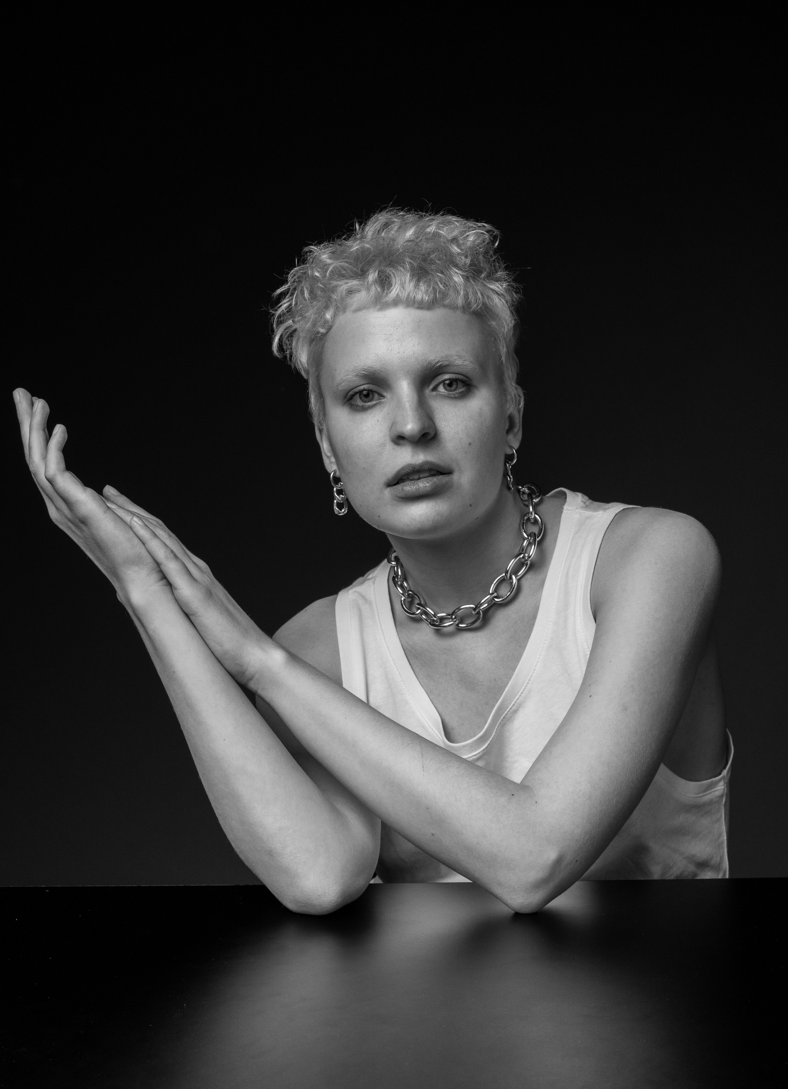 Эмоциональный портрет в Краснодаре. AI Фотограф Краснодар: мужские и женские фотосессии, стилизация съемки. Нейро-фотосессии онлайн