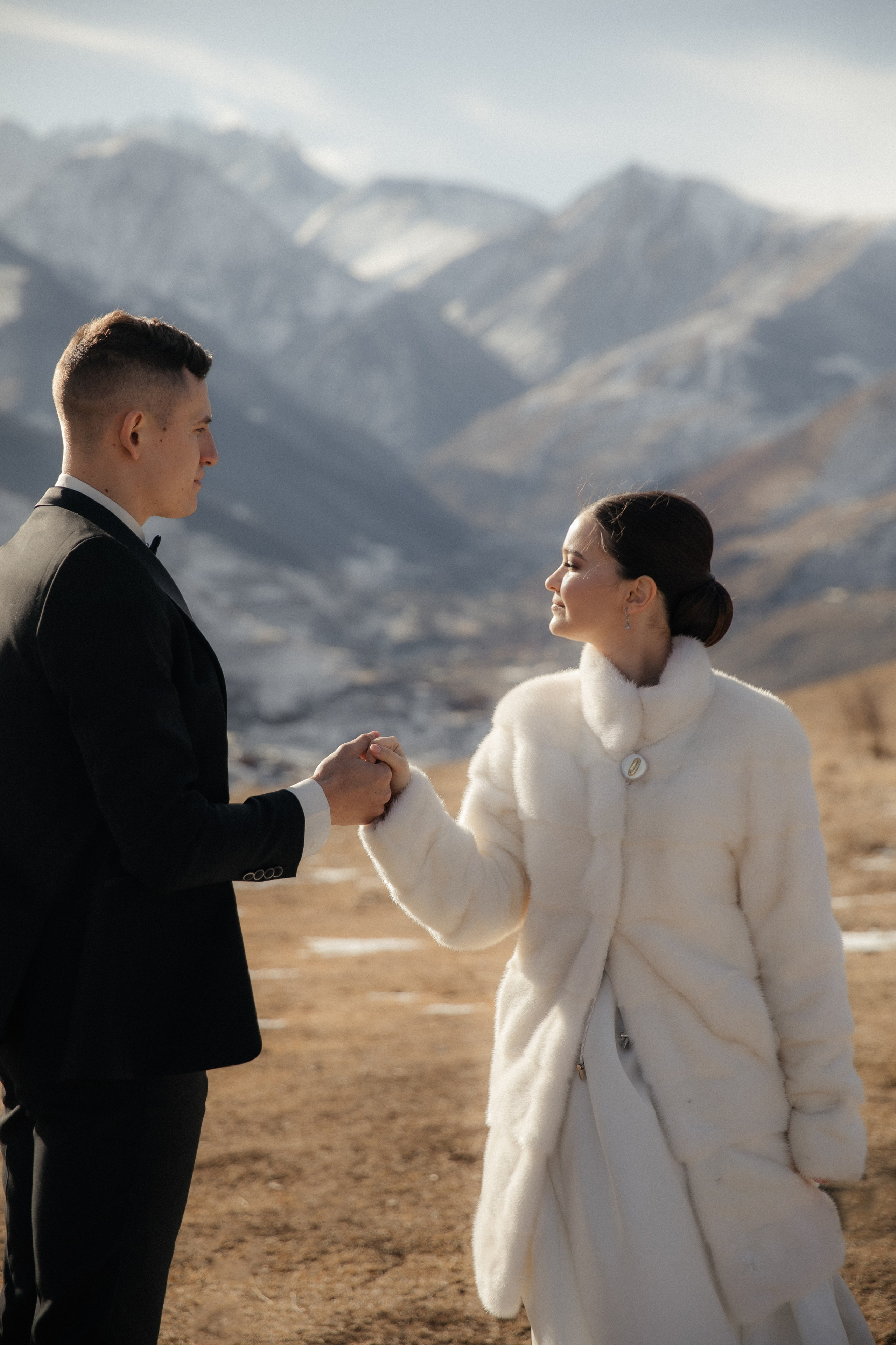 Фотограф Верхний Фиагдон, фотосессия в горах, фотограф Осетия свадебная фотосессия в горах. Свадебный и семейный фотограф Василина Батищева в Моздоке, Северной Осетии и КМВ