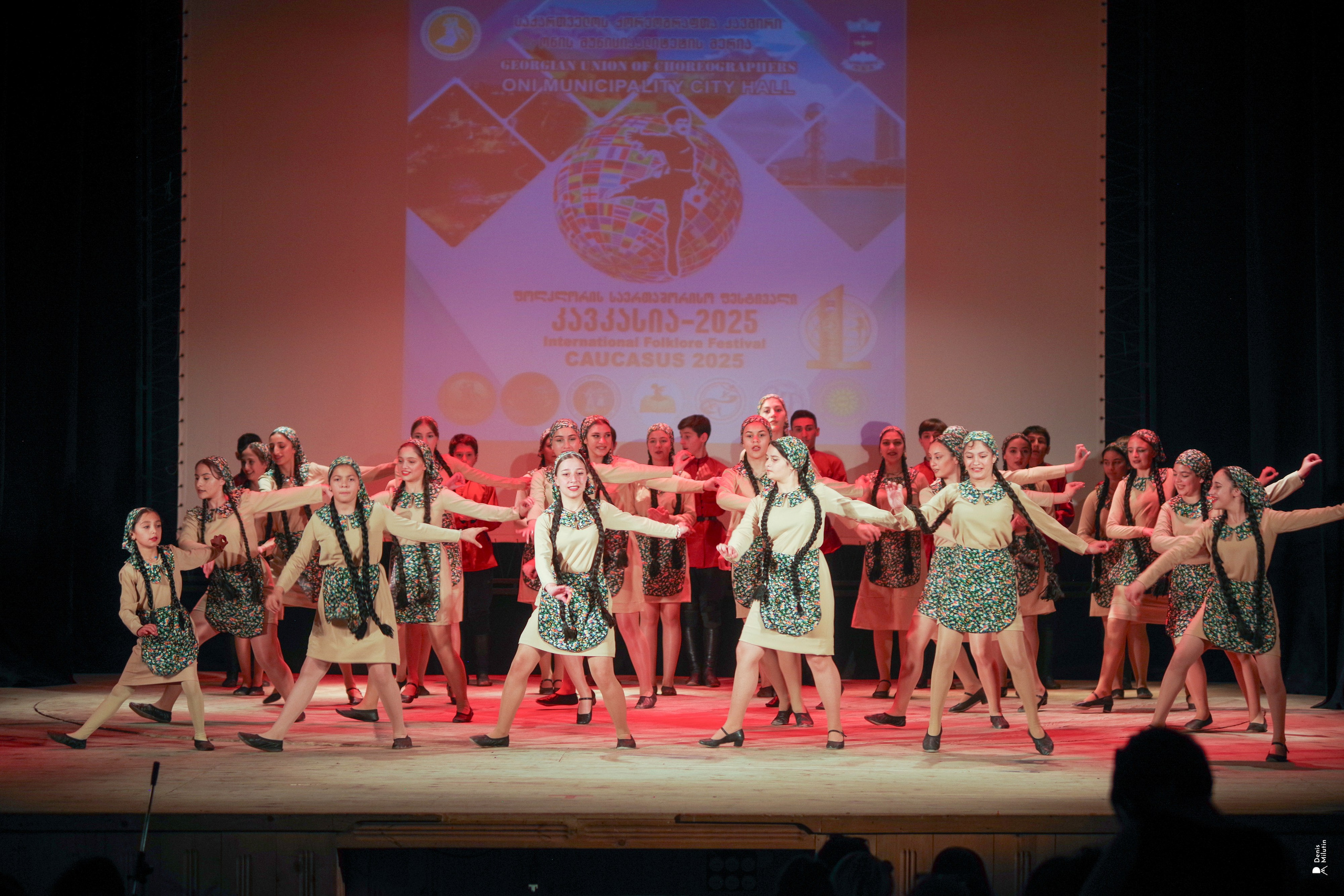 Танцы в прекрасном Они. Портретный фотограф Денис Милютин