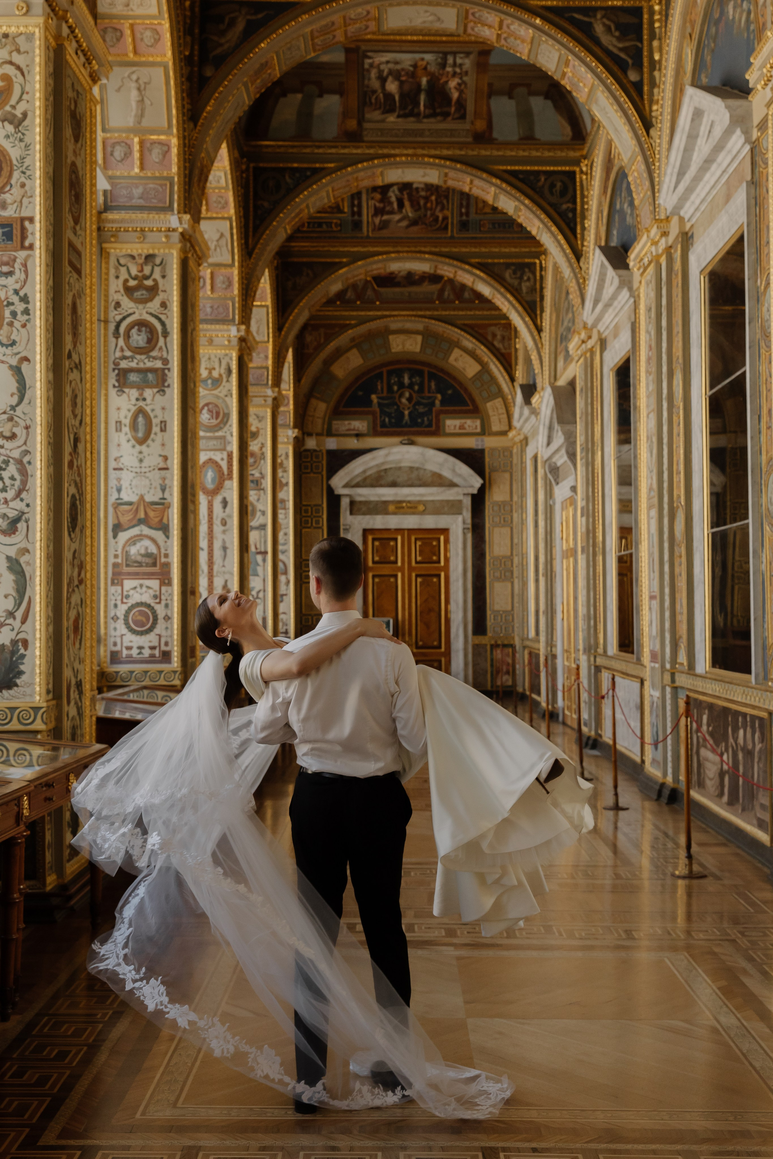 Свадьба в Эрмитаже. СВАДЕБНЫЙ ФОТОГРАФ ЧЕЛЯБИНСК