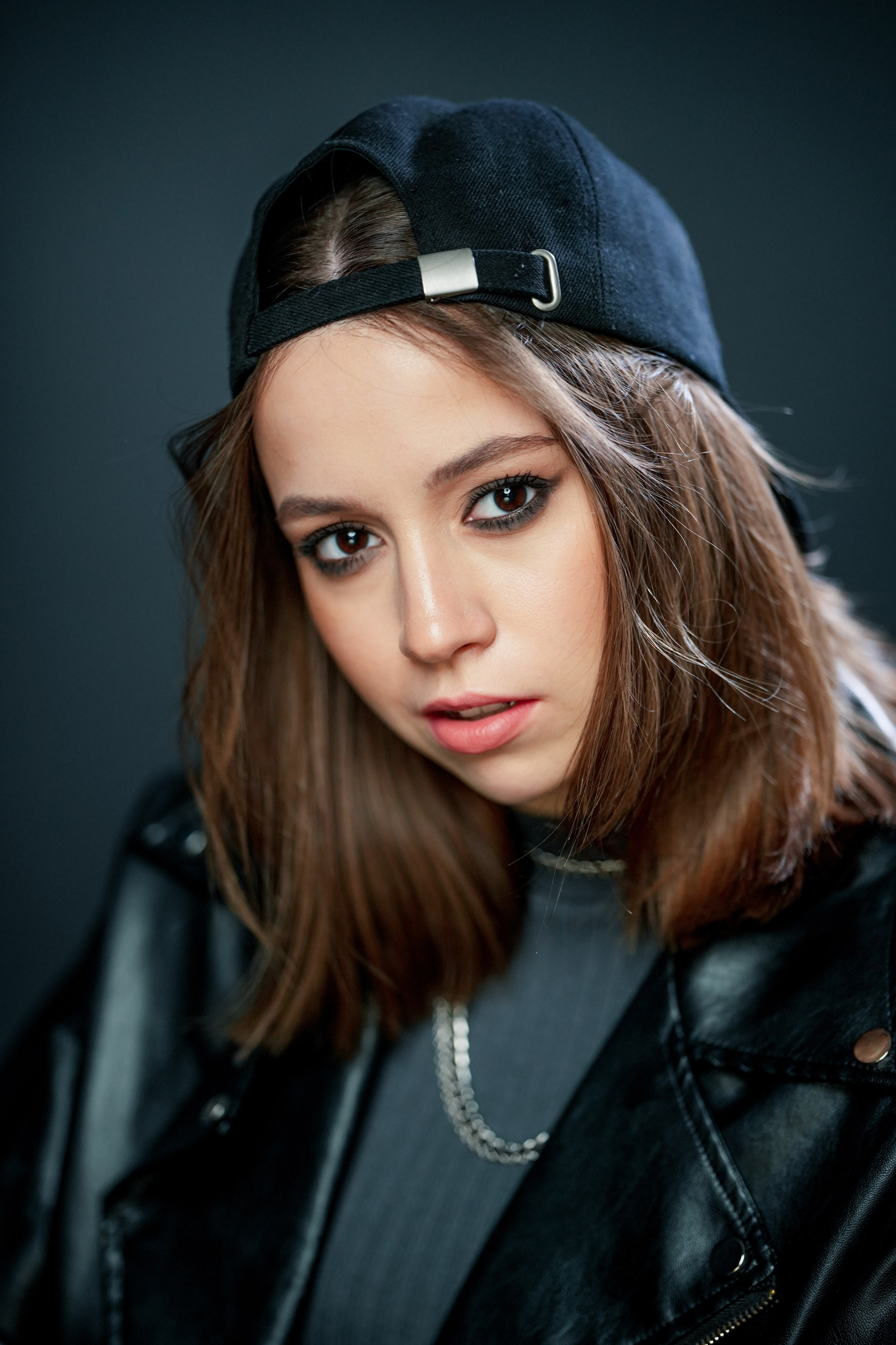 Актриса Алиса Семчук. Портретная съемка в Москве, студийный фотограф Игорь Фомин