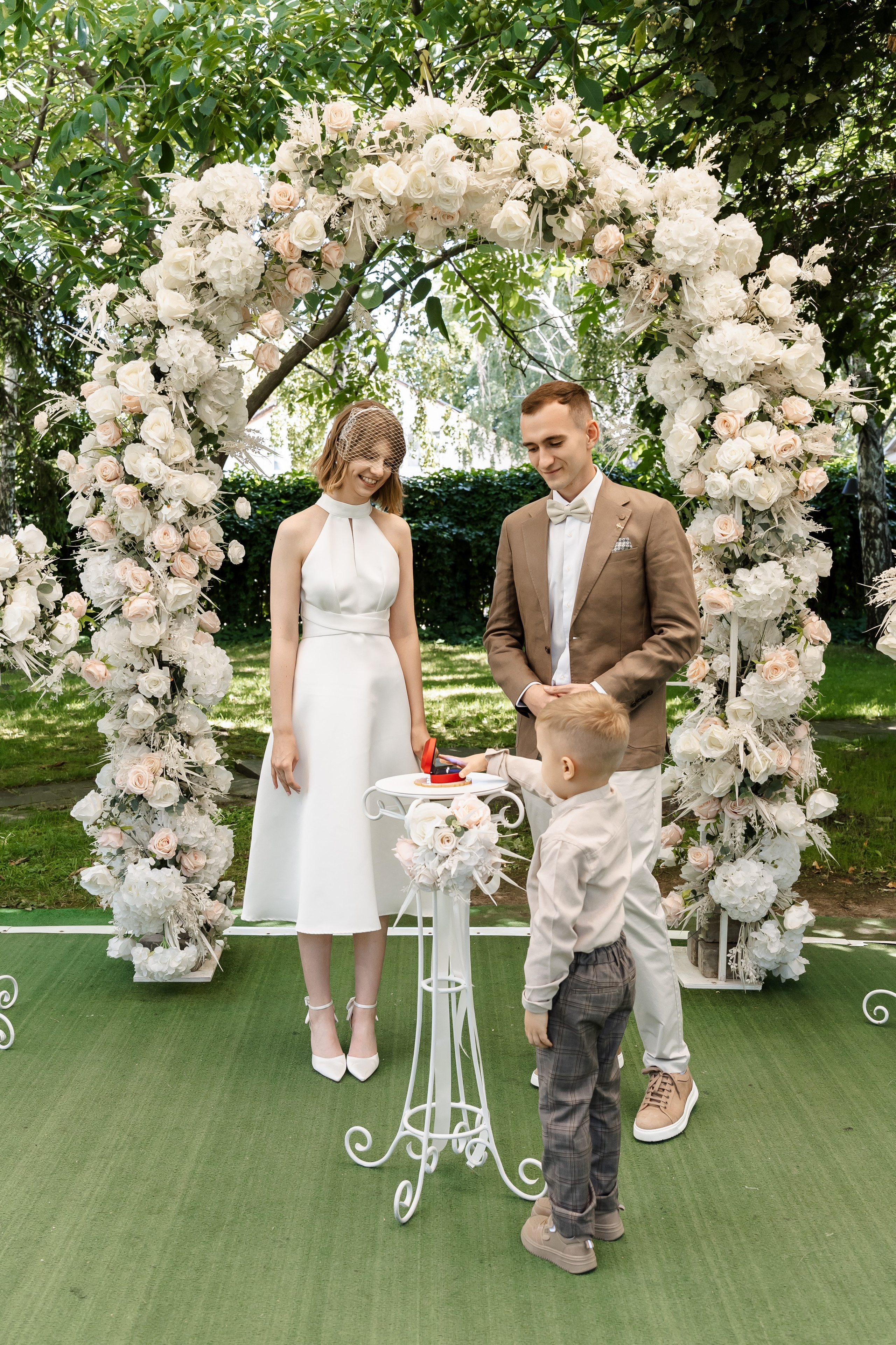 Свадьба Арины и Григория. Свадебный фотограф в Москве Яна Деньгина
