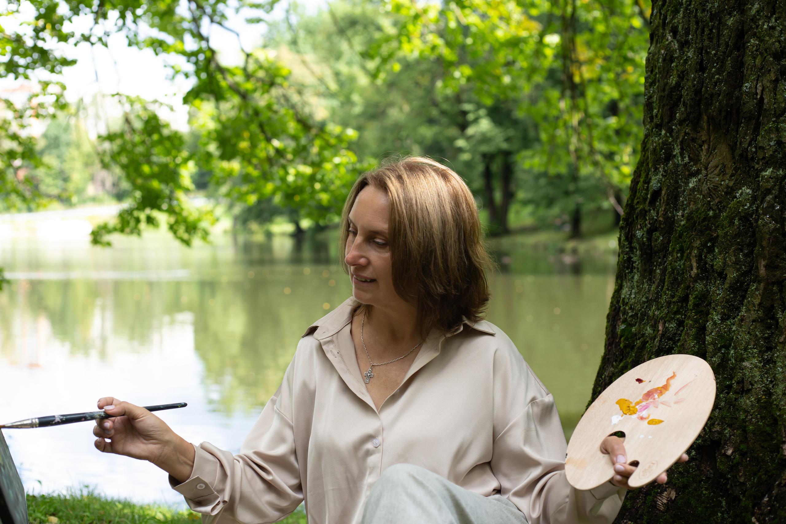 Небо отражается в глазах художницы. Фотограф Тула