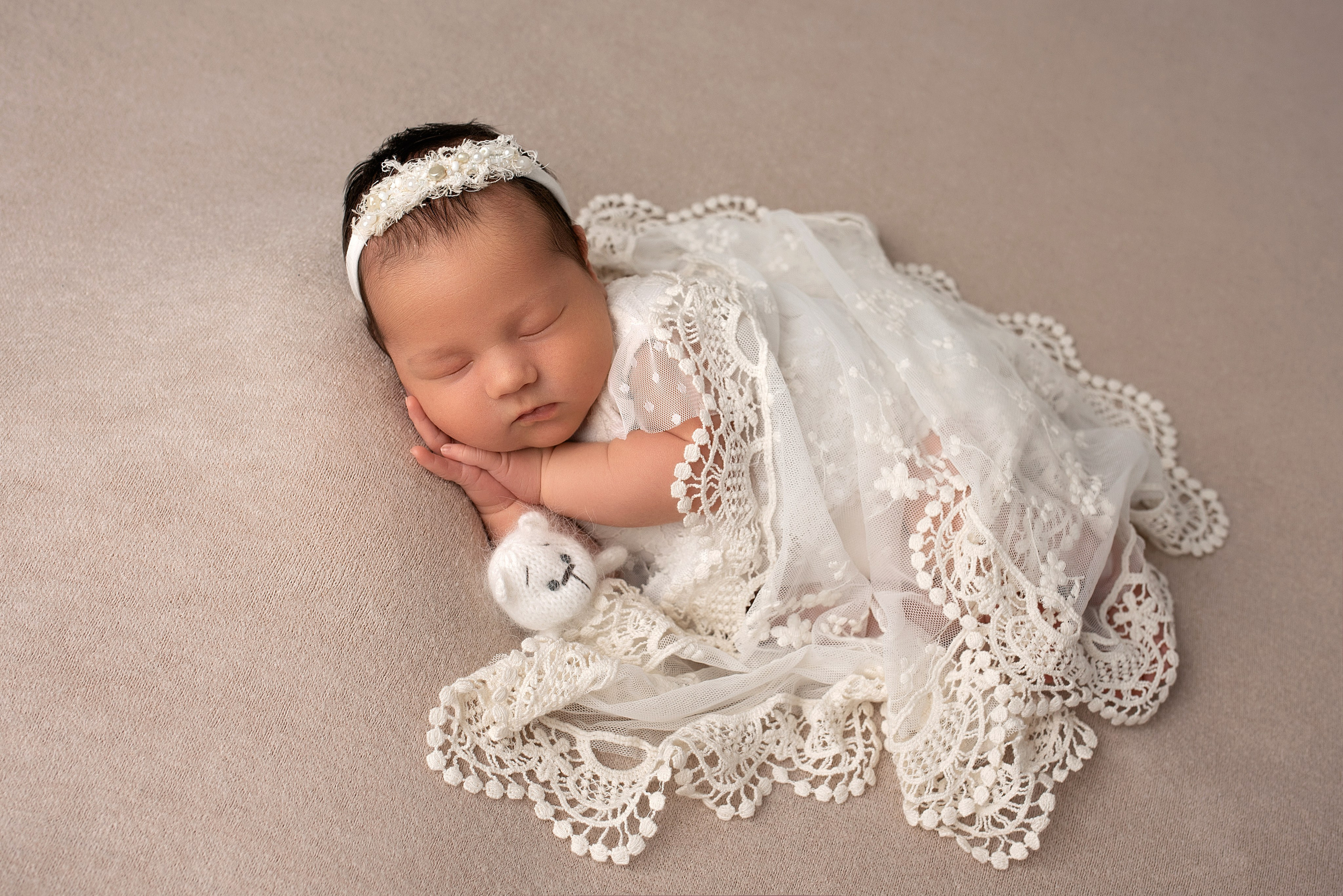 Новорождённые девочки. Детский фотограф новорождённых в Минске Боровик Екатерина