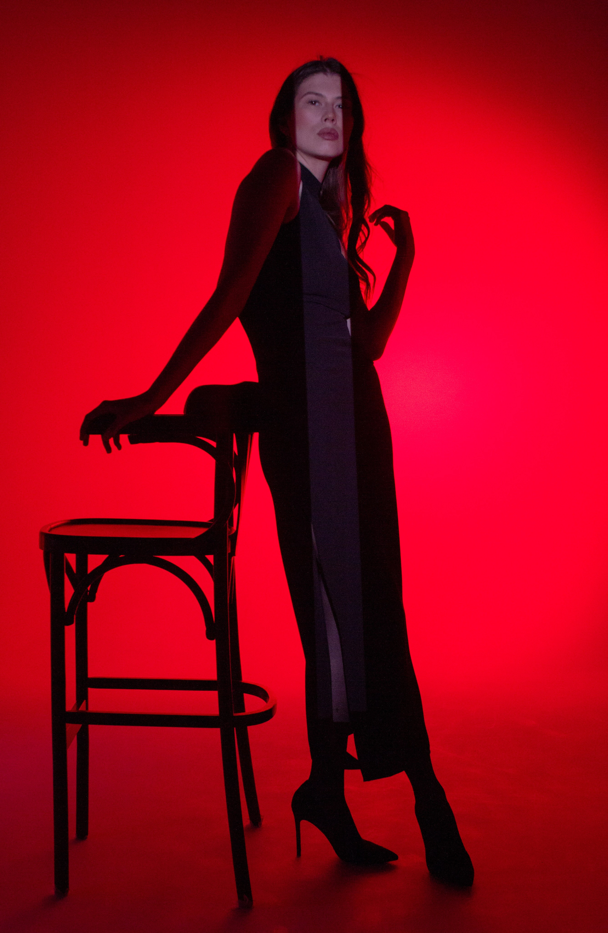 Чёрное платье. Портретный фотограф в Москве и Московской области Гнутиков Сергей