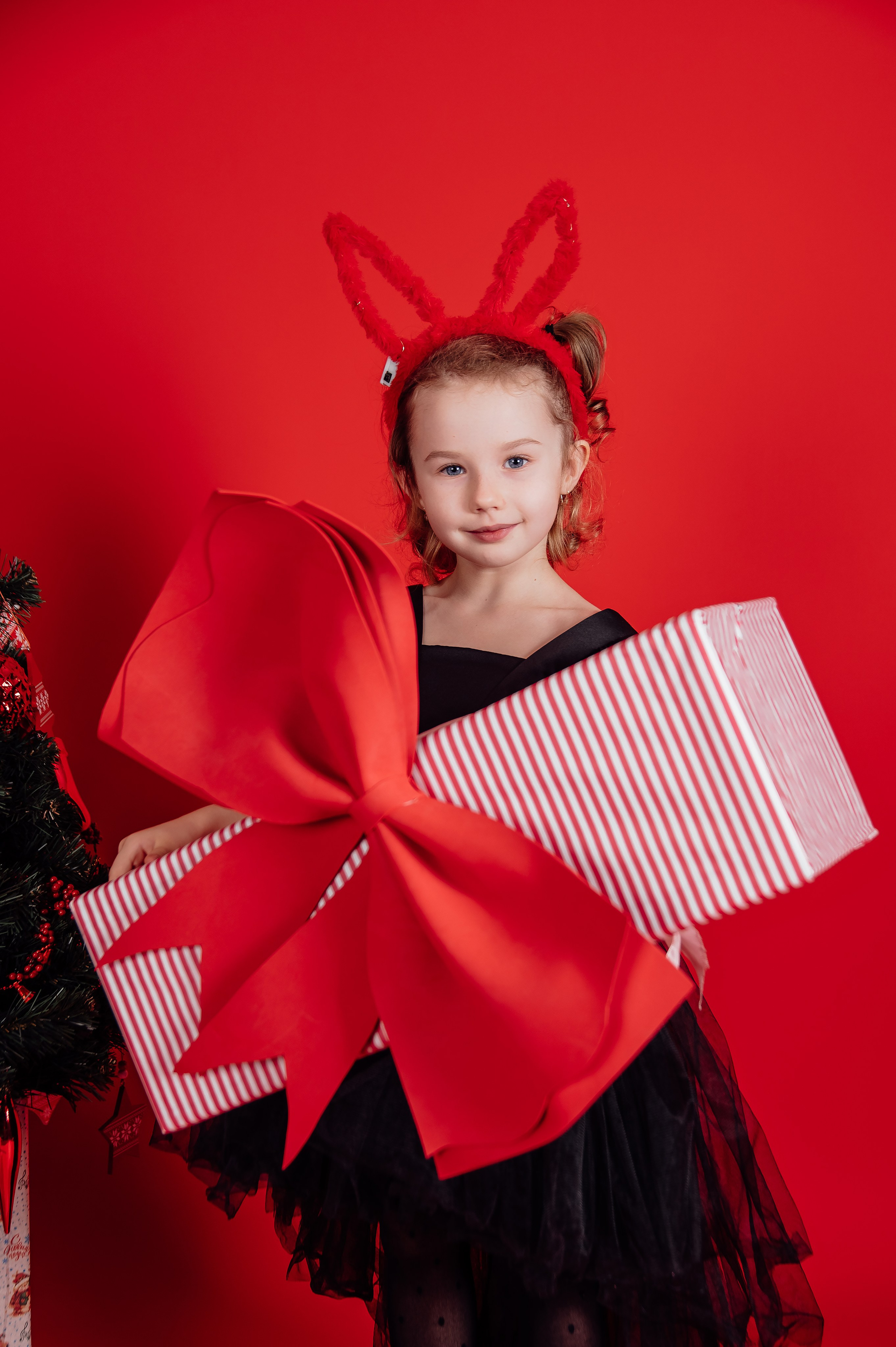 КРАСНЫЙ НОВЫЙ ГОД. Детский и семейный фотограф Катерина Мишина