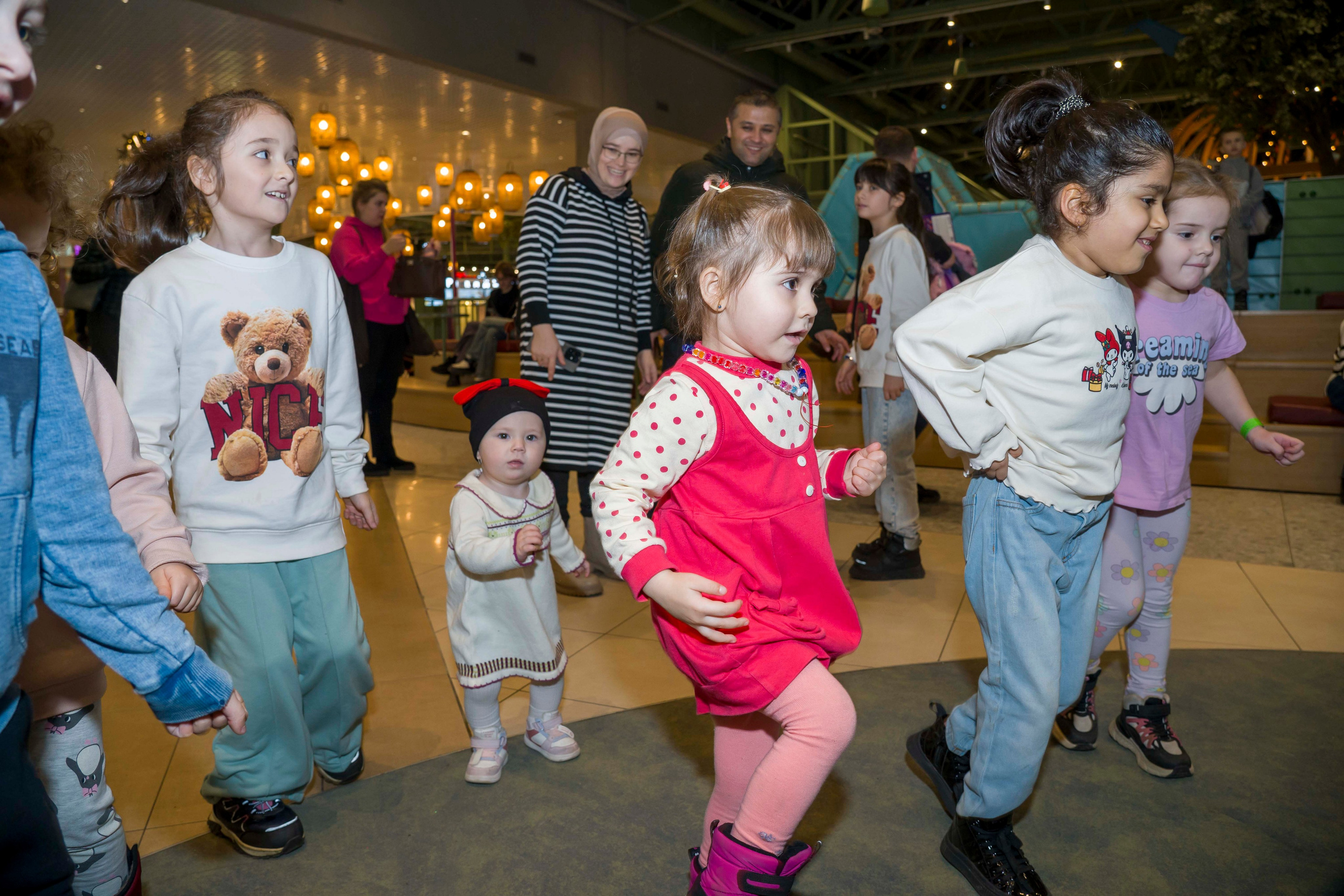 Детский праздник. Фотограф в Санкт-Петербурге. Репортажная и все съёмки для бизнеса