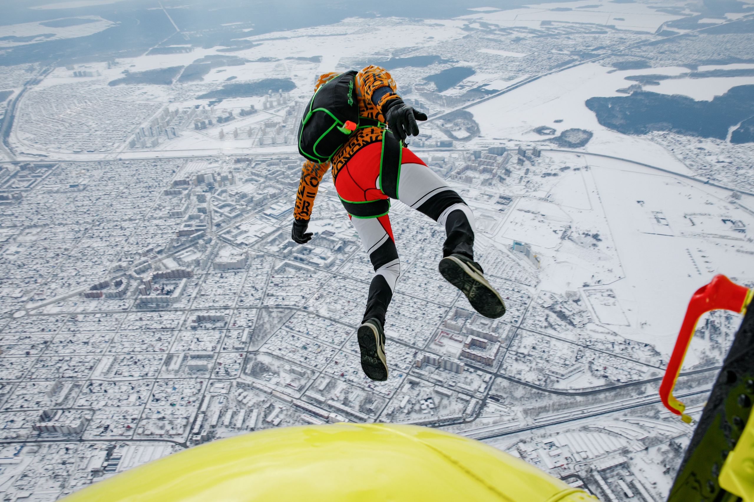 Спотинг Utair вертолетные услуги. Главная