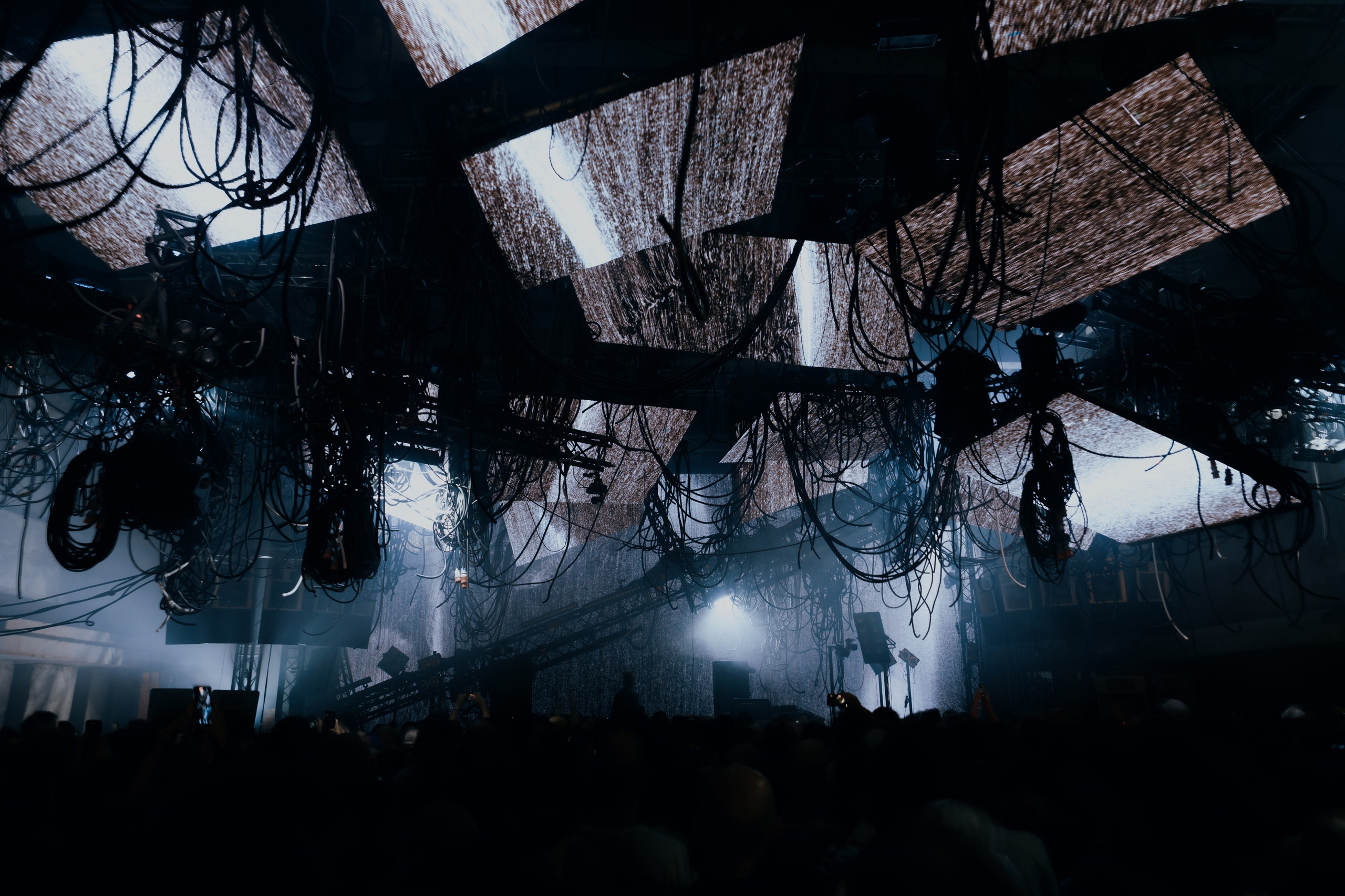 Outline 2024. @tomrus: Рустам Шагиморданов — фотограф