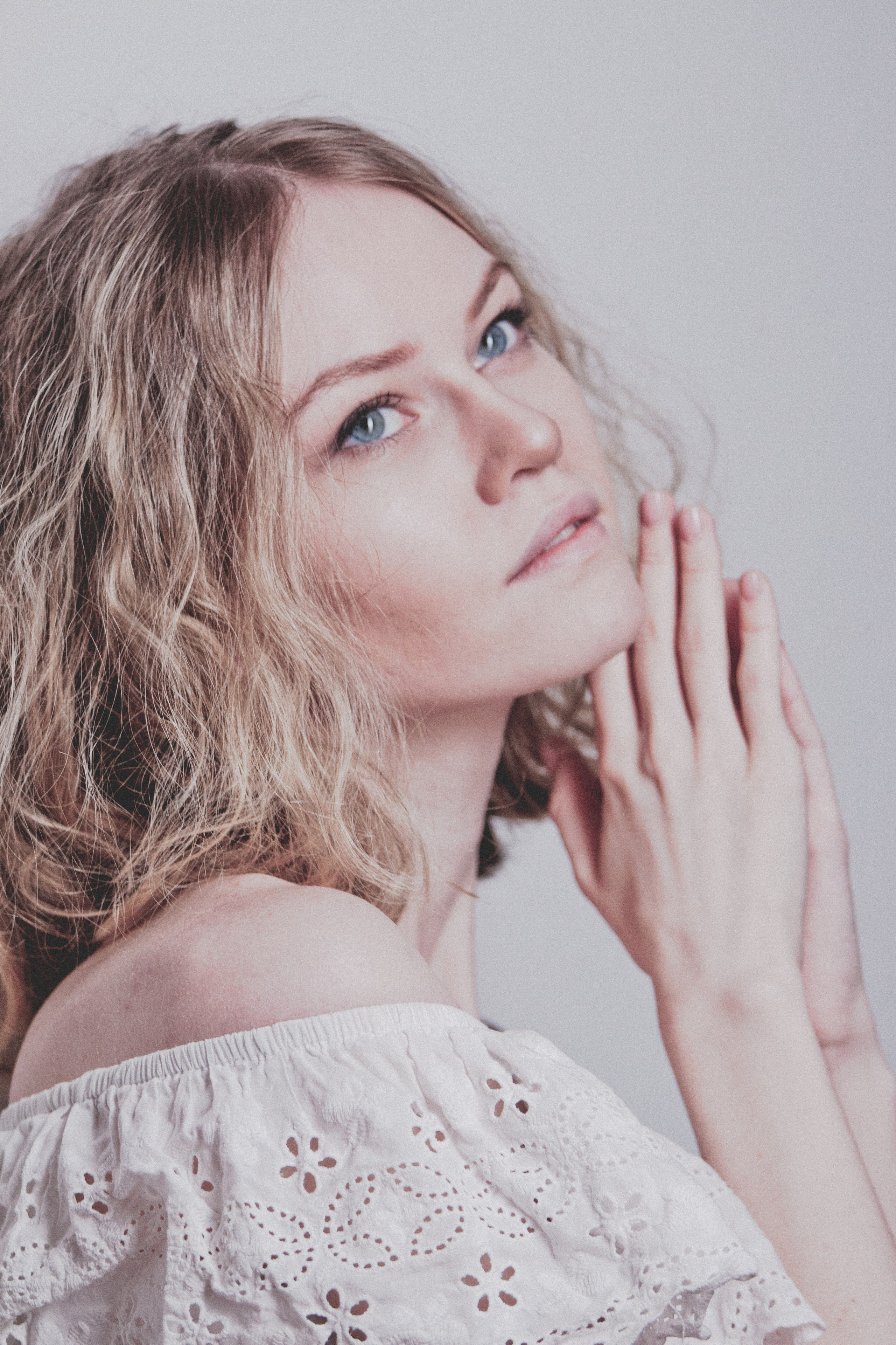 White. Дария Галямова — фотограф: открытый, творческий, коммерческий