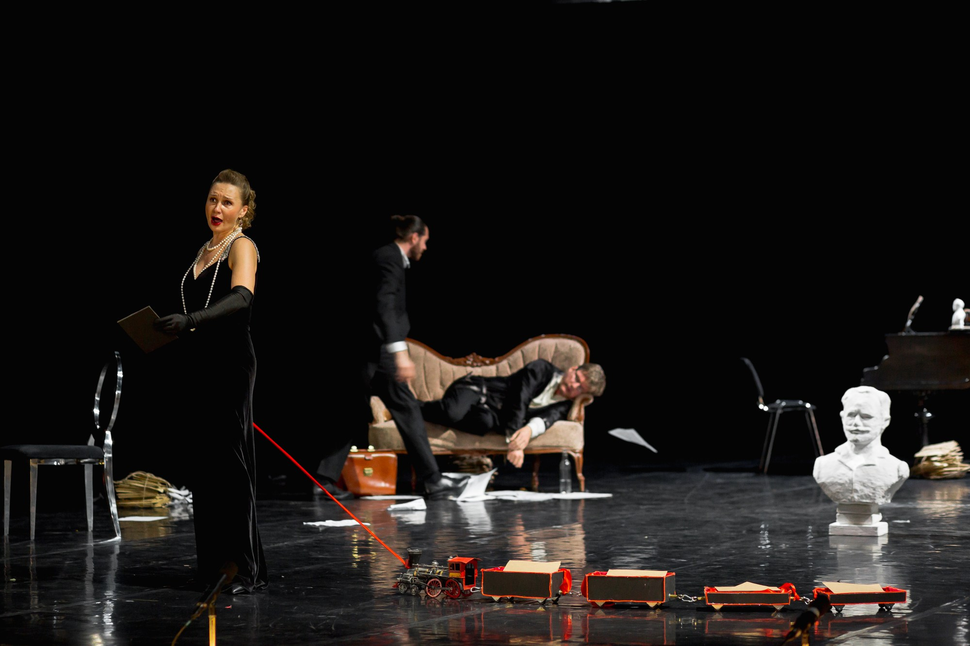 Спектакль Приглушенные голоса в Театре Эрмитажа (+репетиция). Семейный и портретный фотограф в Санкт-Петербурге Андрей Воробьев