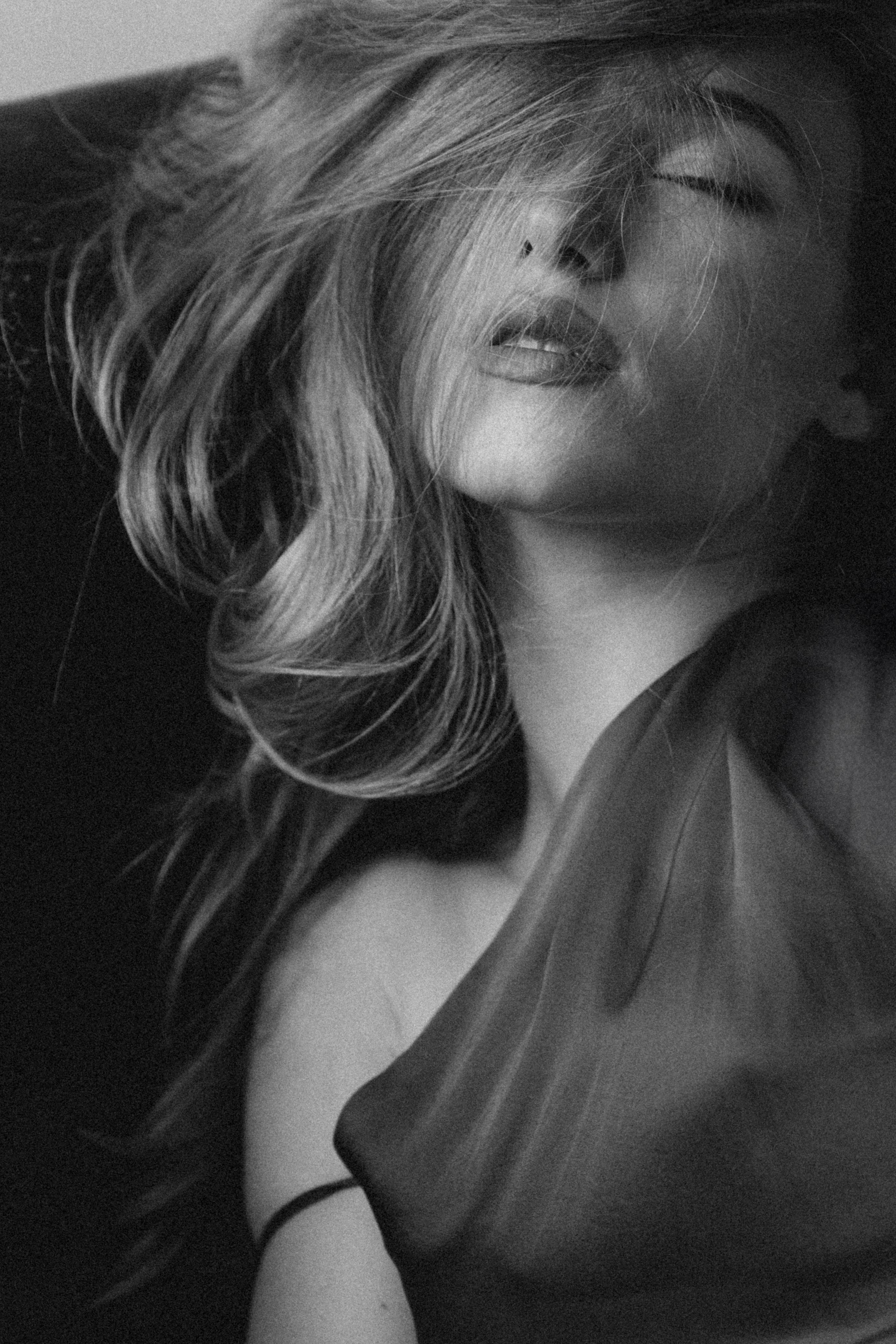 Настя. Фотограф в Париже