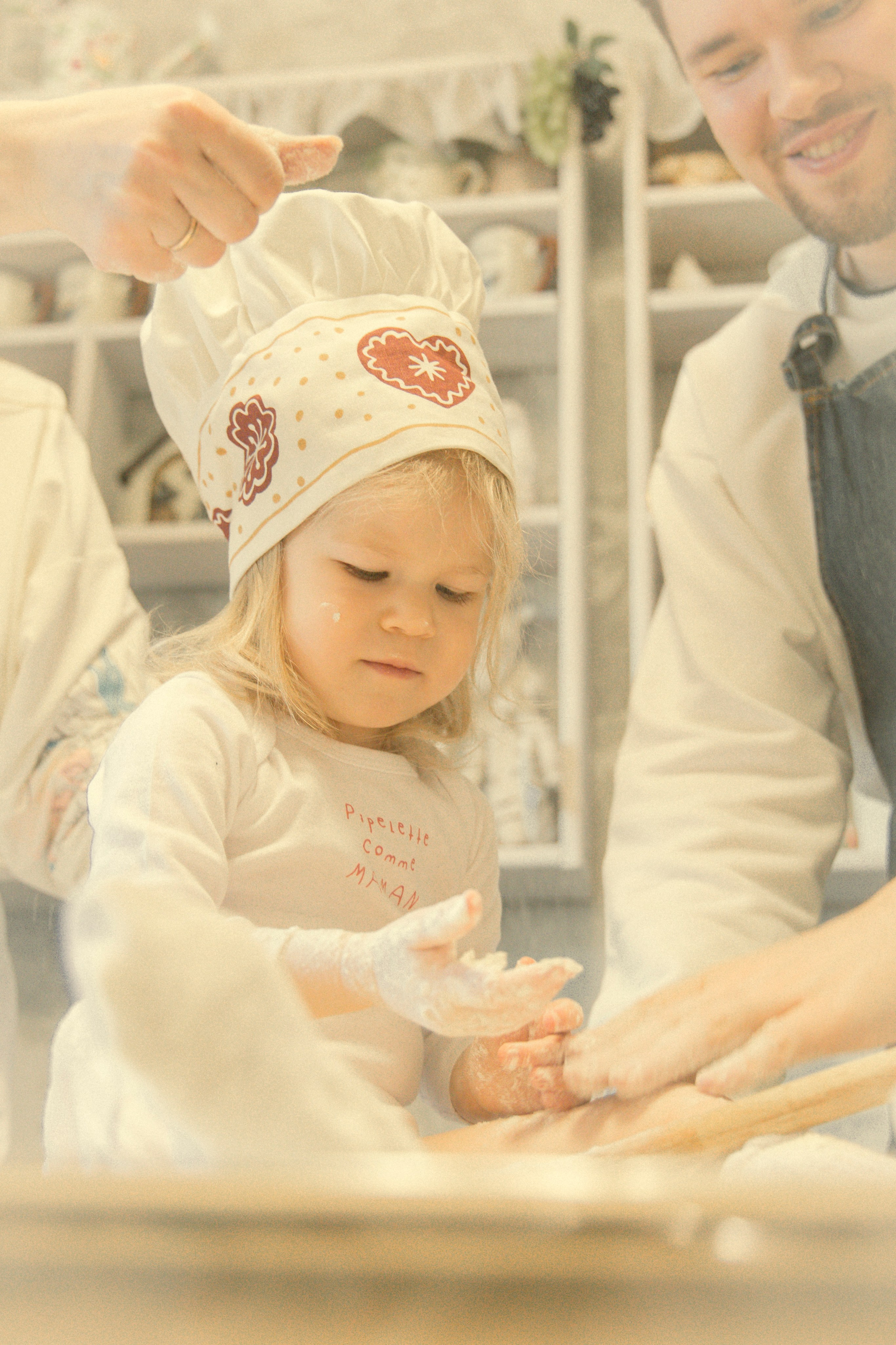 Марина Саша Вика. Фотосъёмка в квартире фотографа. Фотограф для маркетплейсов, фотоуслуги в Жуковском Татьяна Марсуверских