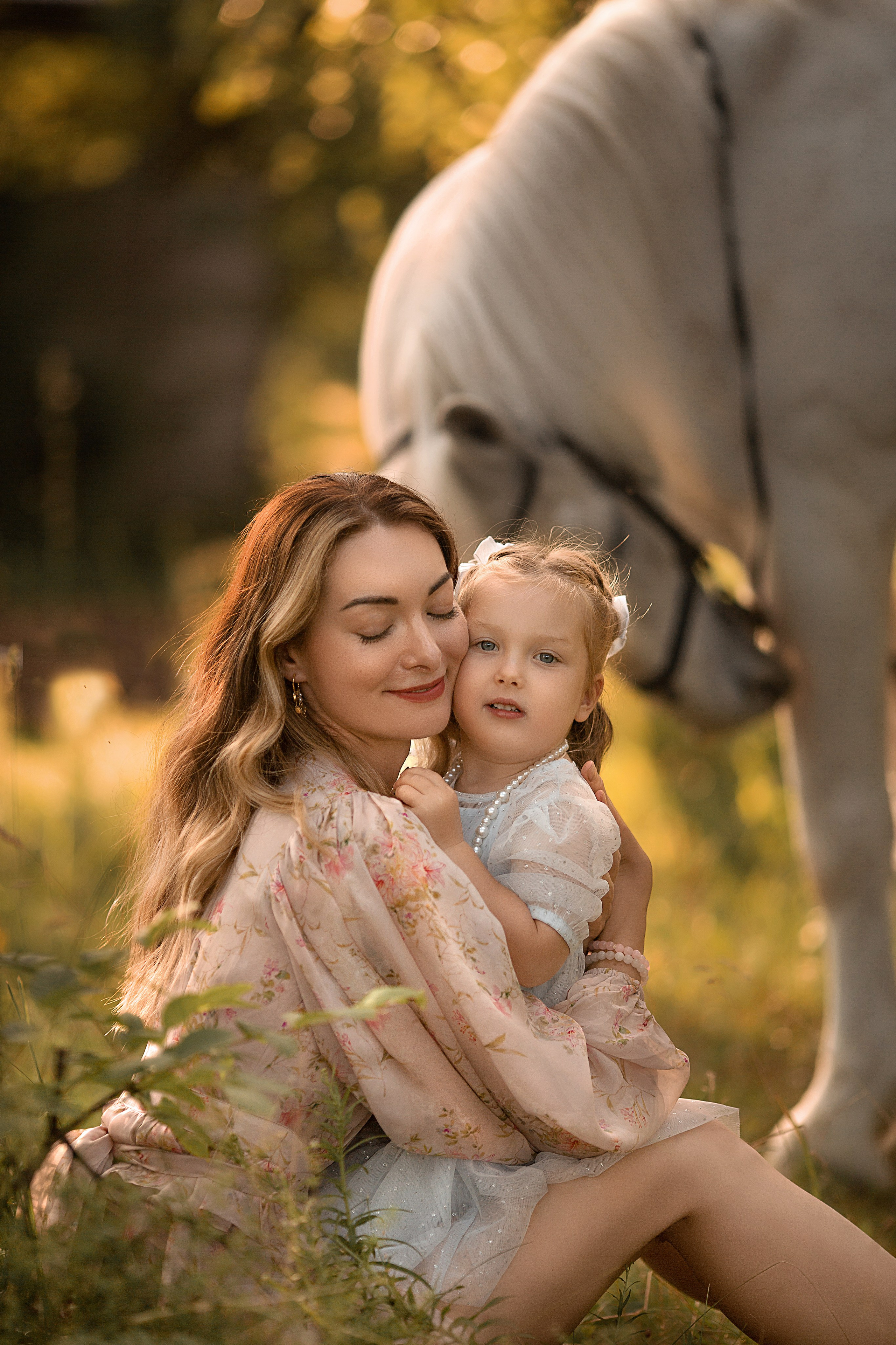 Кристина и семья с Воробьем. Фотосессия с лошадьми в Нижнем Новгороде