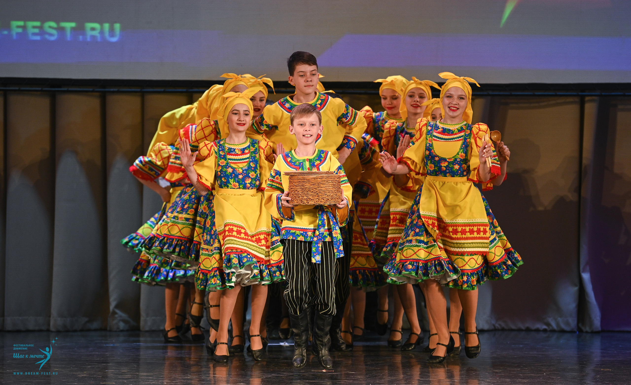 26.04.2025 Фестивальное движение «Шаг к мечте» г. Санкт-Петербург. Медиастудия Фото Концепт