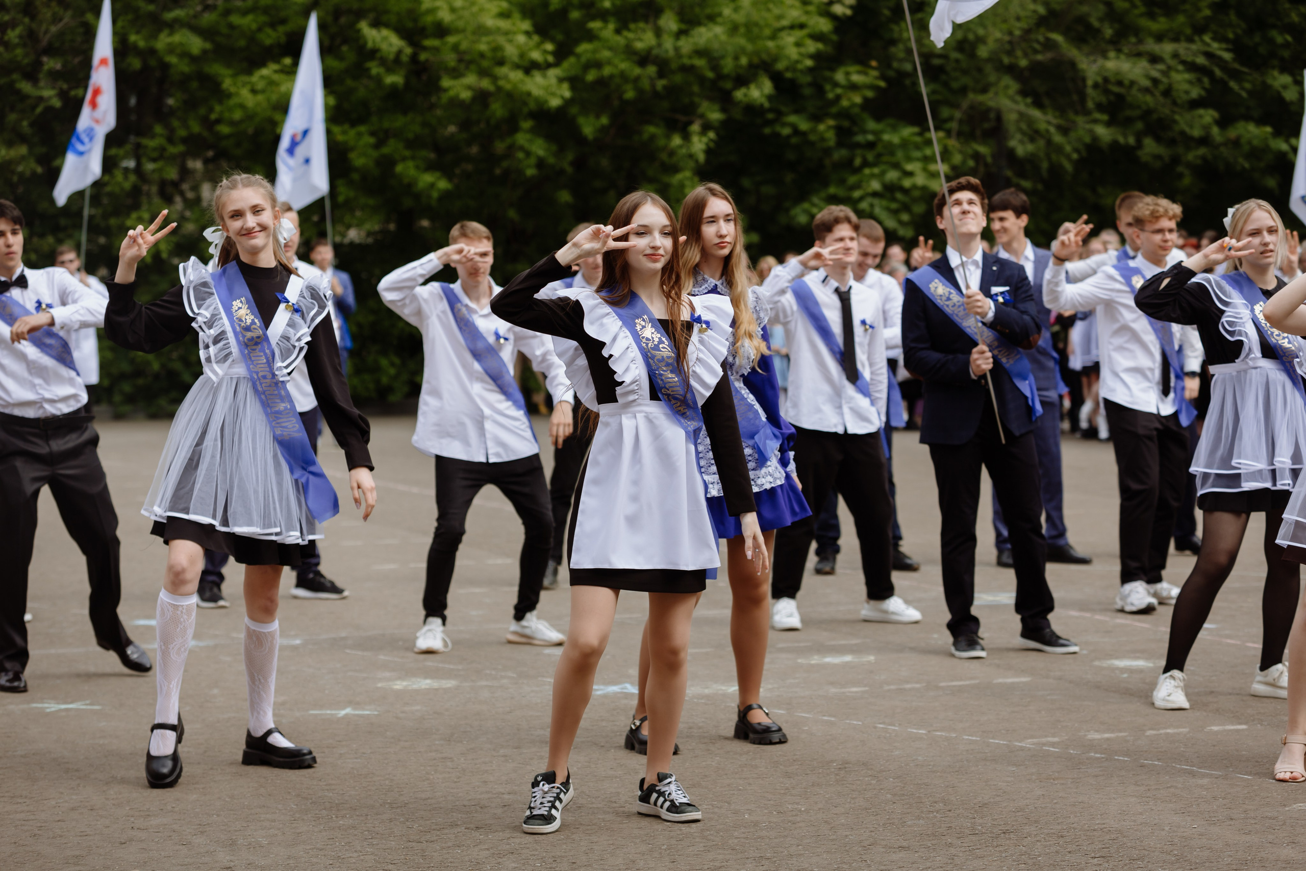Последний звонок 2024 (3 часа фотосъемки). Профессиональный фотограф Надежда Антонова