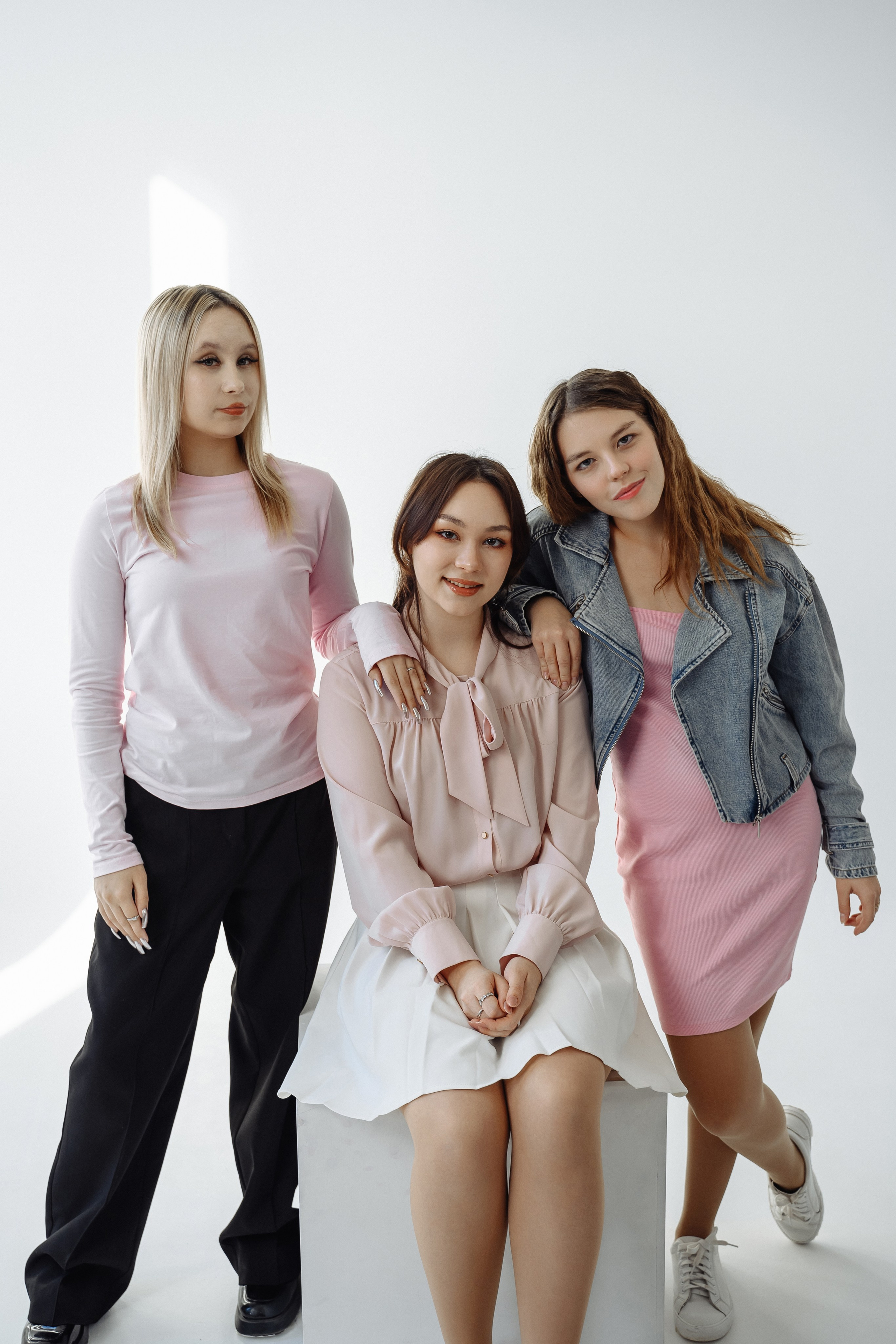 ВЫПУСКНИКИ 11 КЛАСС. МАРГАРИТА КУДРЯШОВА СВАДЕБНЫЙ И СЕМЕЙНЫЙ ФОТОГРАФ ТВЕРЬ МОСКВА