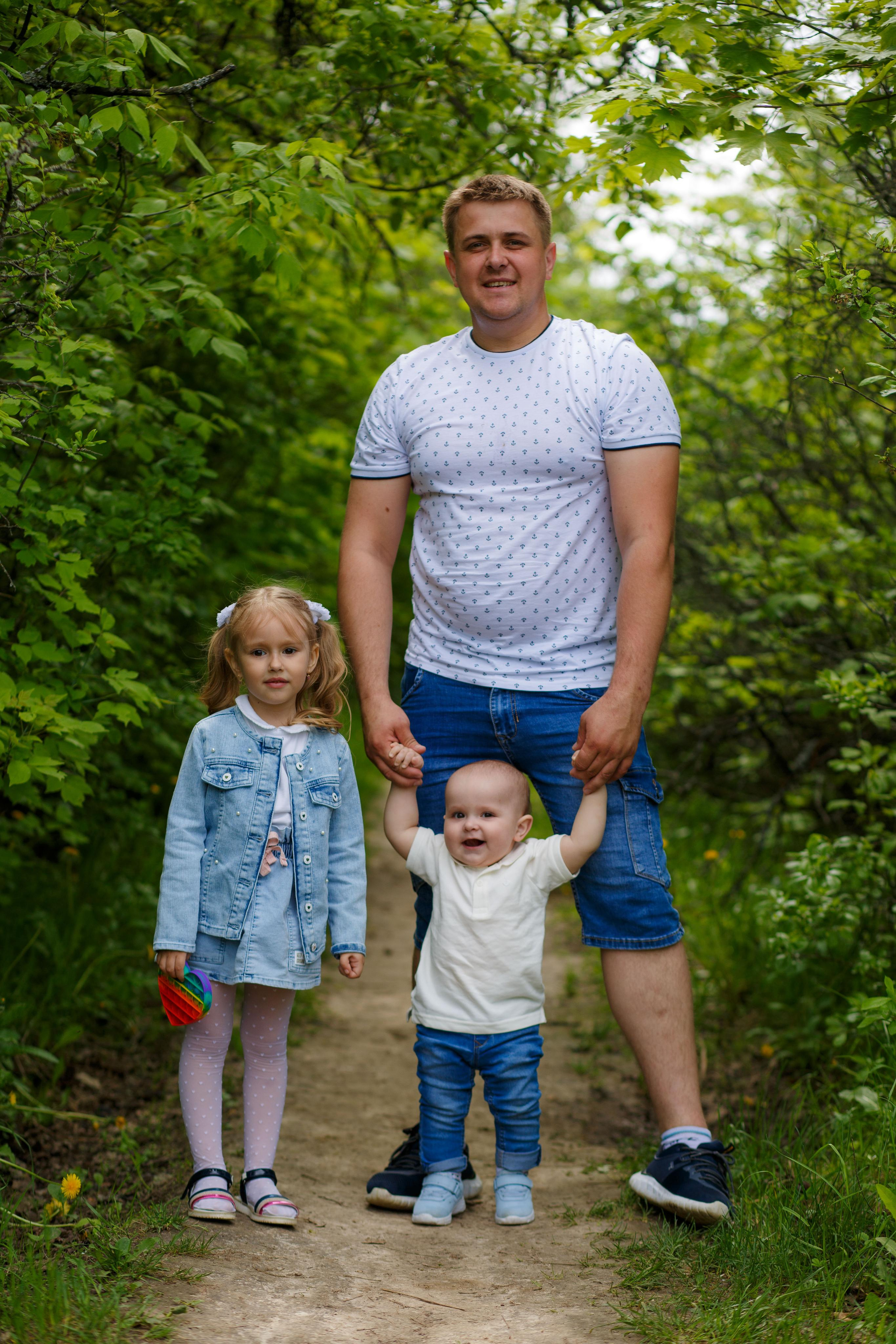 Семейная фотосессия на природе. Фотограф Яков Поспехов