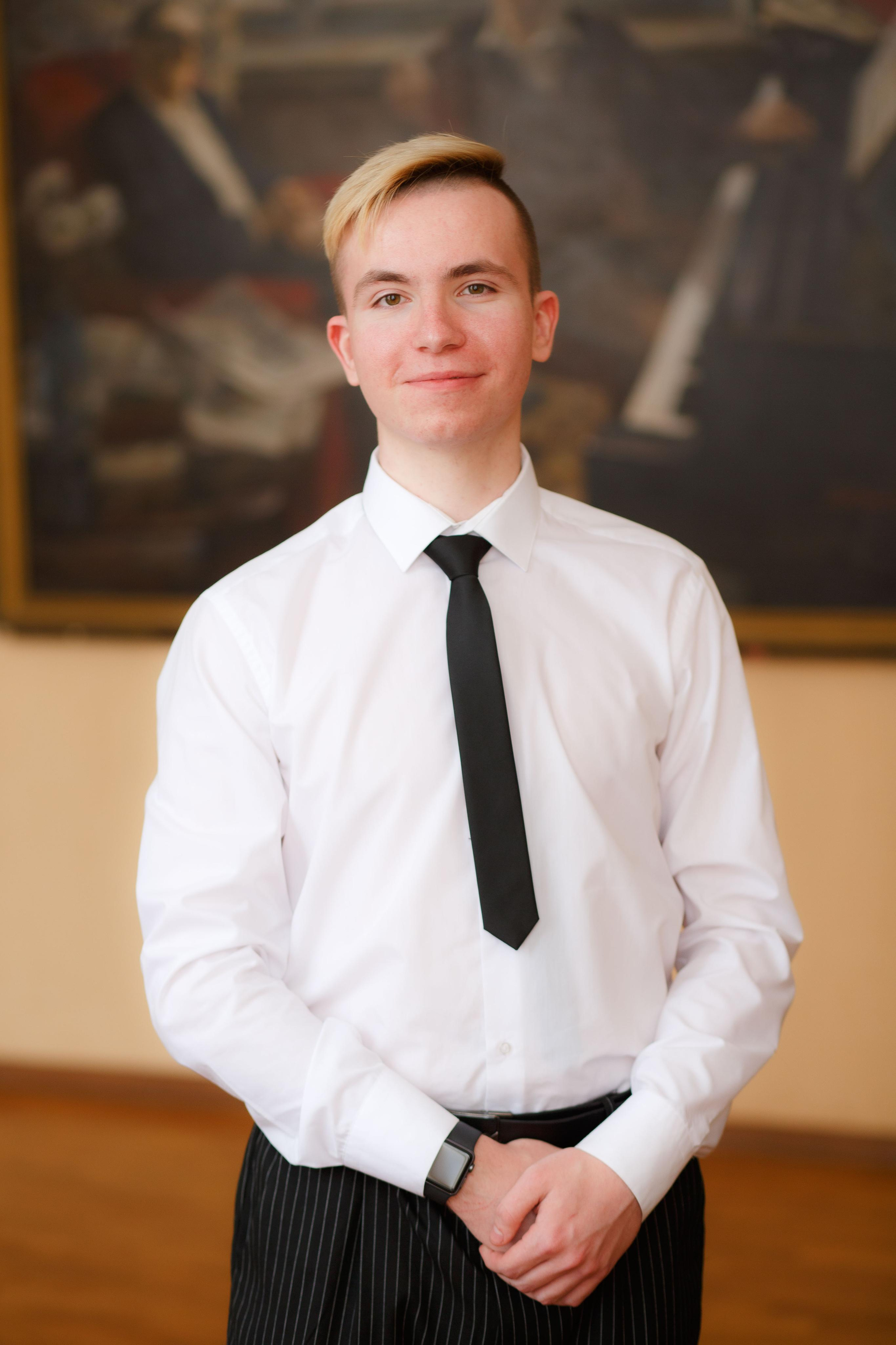 Фотосессия для выпускников Курского музыкального колледжа. Фотограф Яков Поспехов