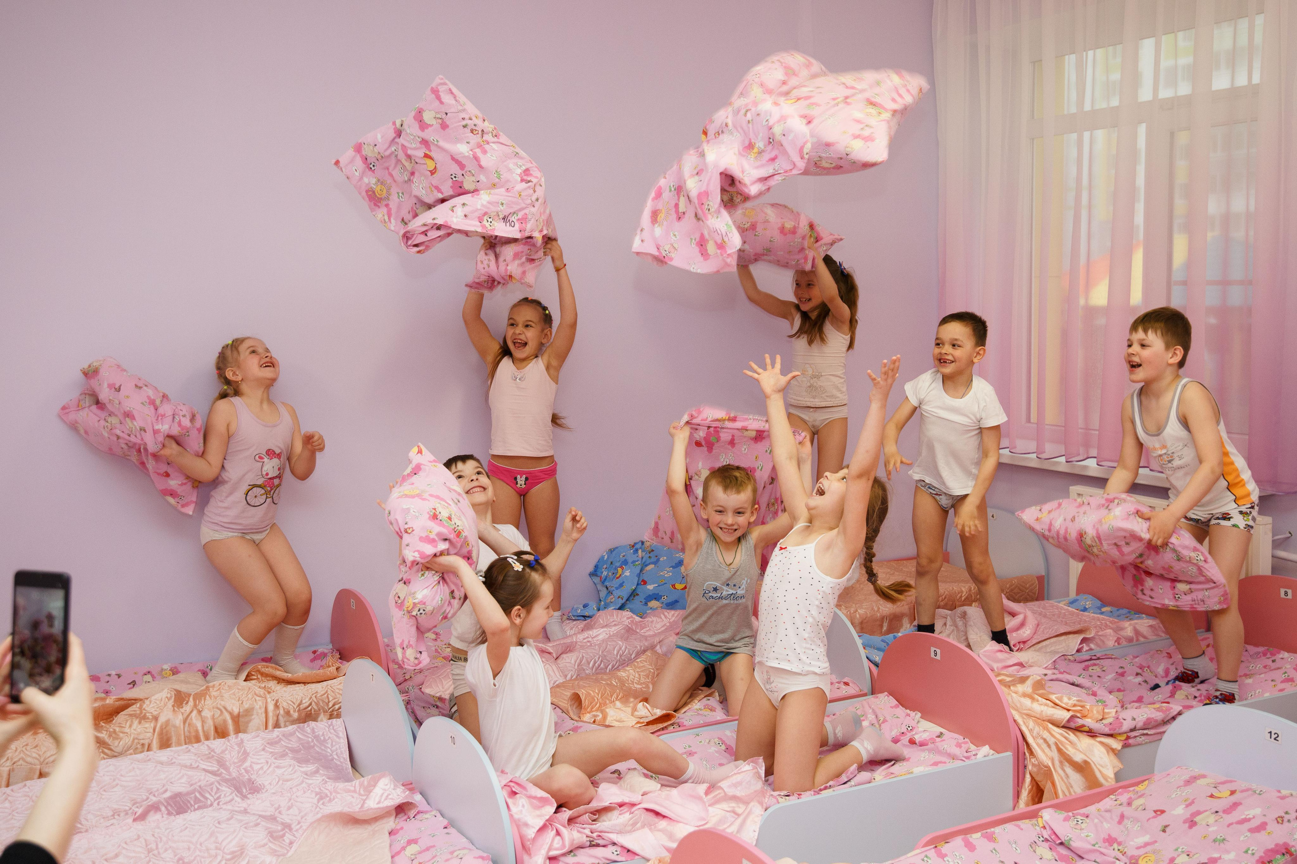 Выпускные альбомы для детских садов в Курске. Фотограф Яков Поспехов