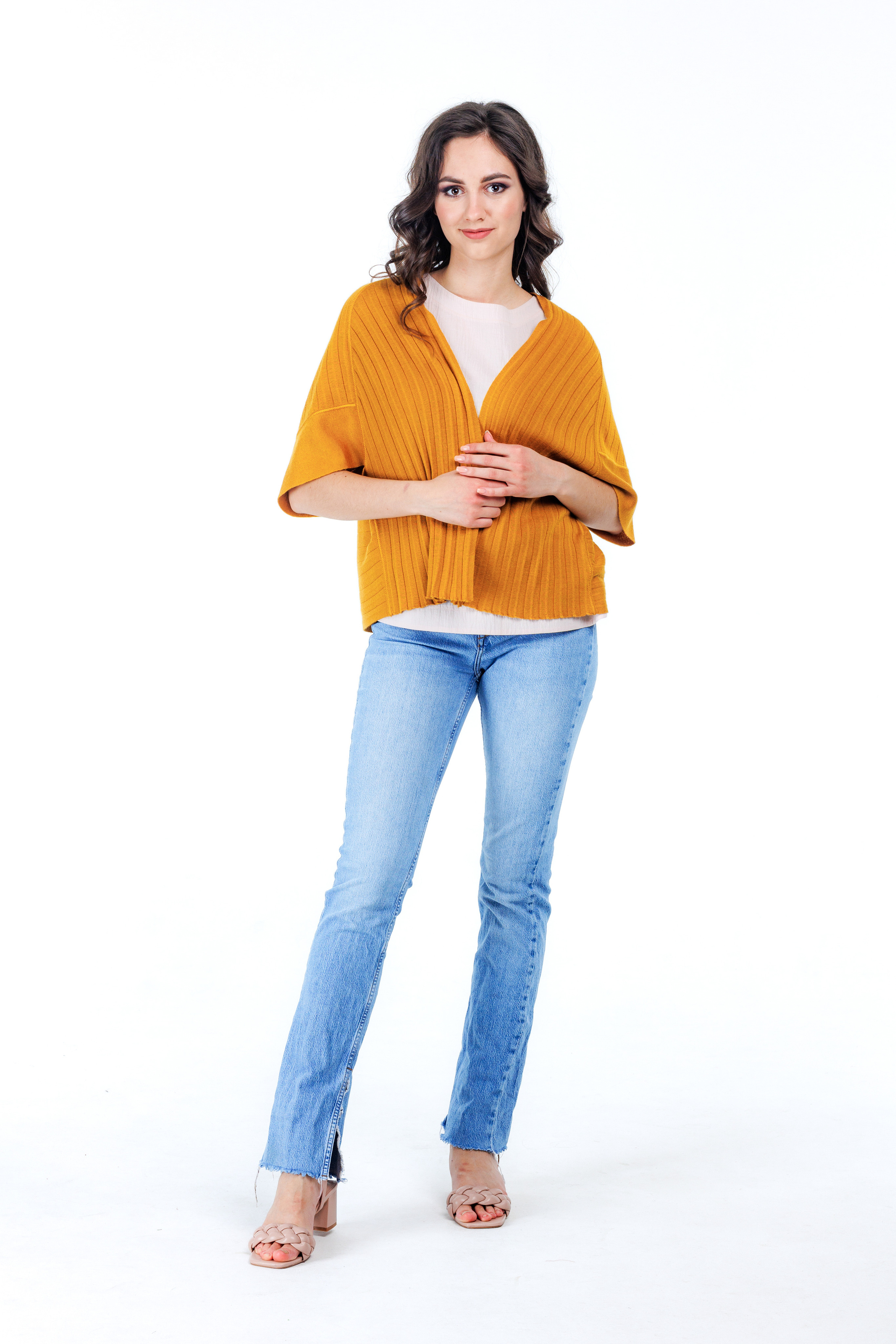 Маркетплейс. Детский и семейный фотограф Yulia Moon