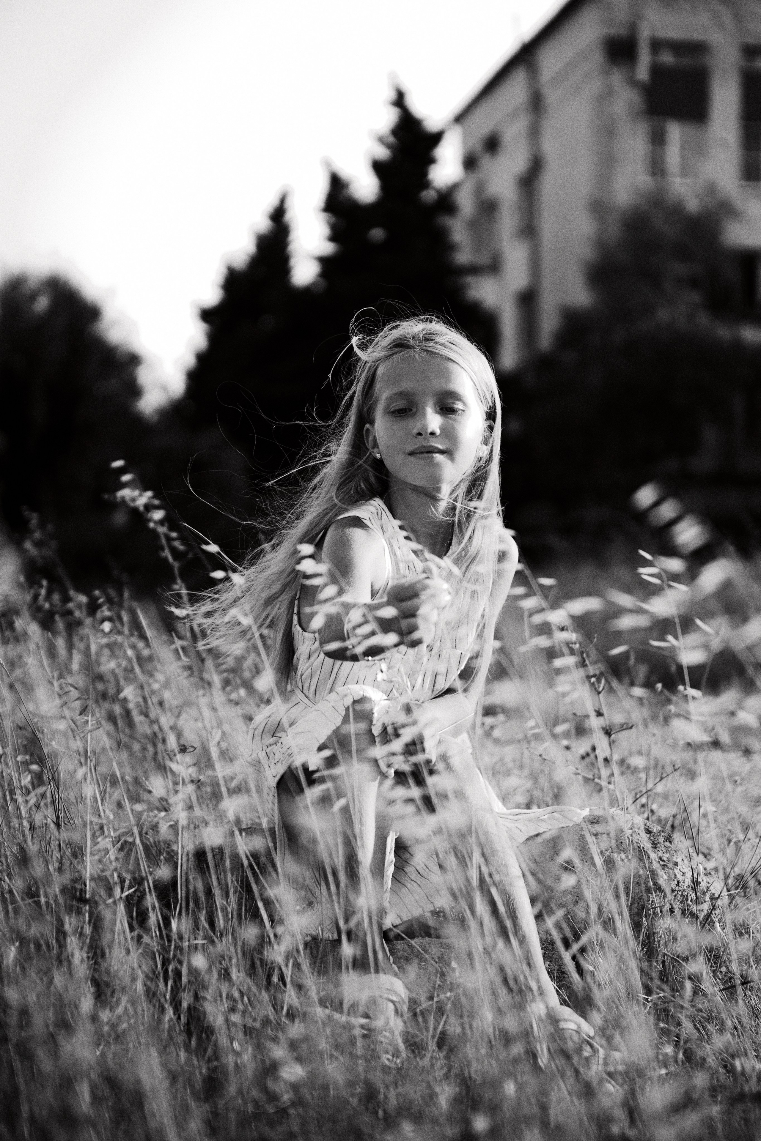 About a girl. Fashion Photographer Oxana Chernomorets