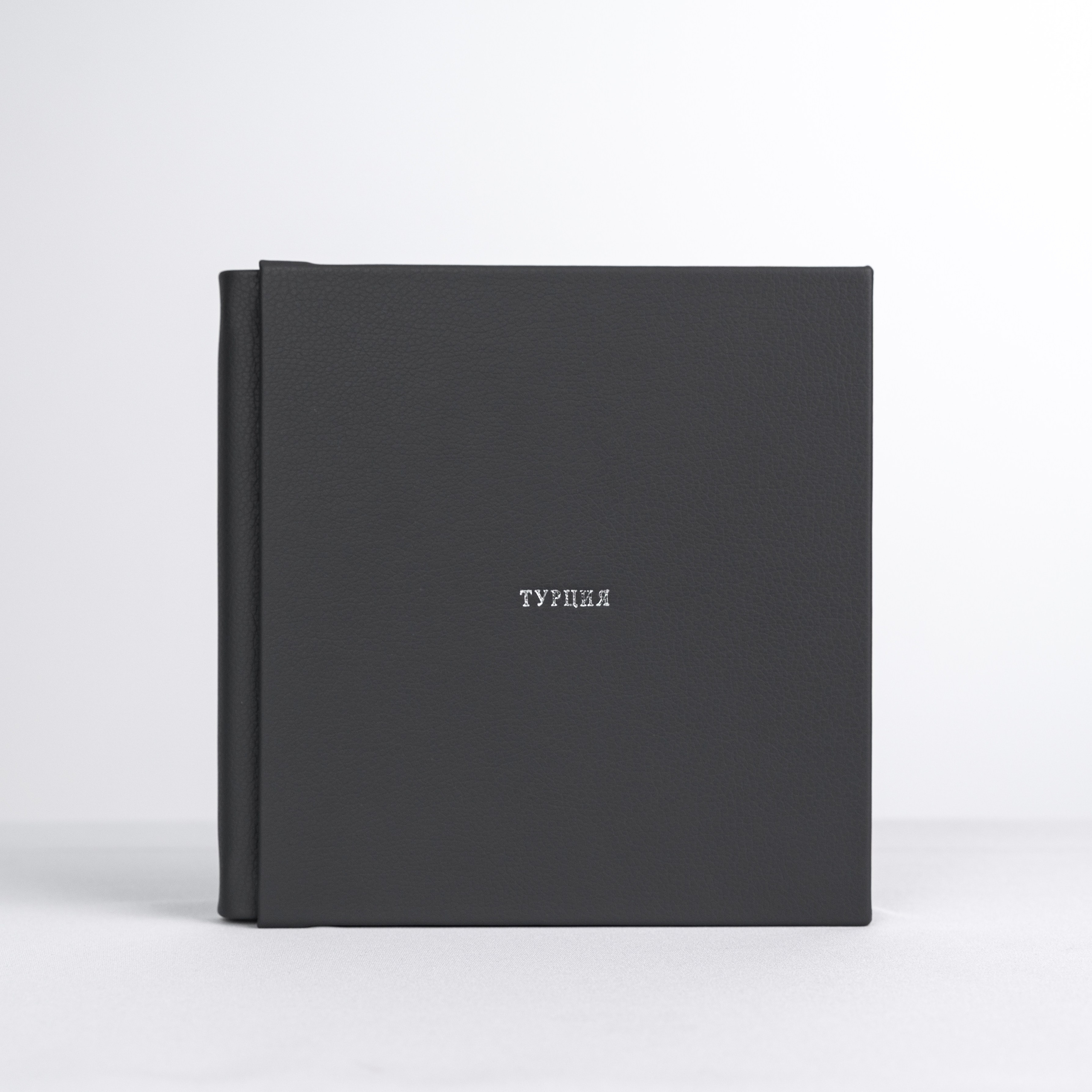 Предметная фотосессия альбомов. Фотограф/видеограф Богдан Голованов