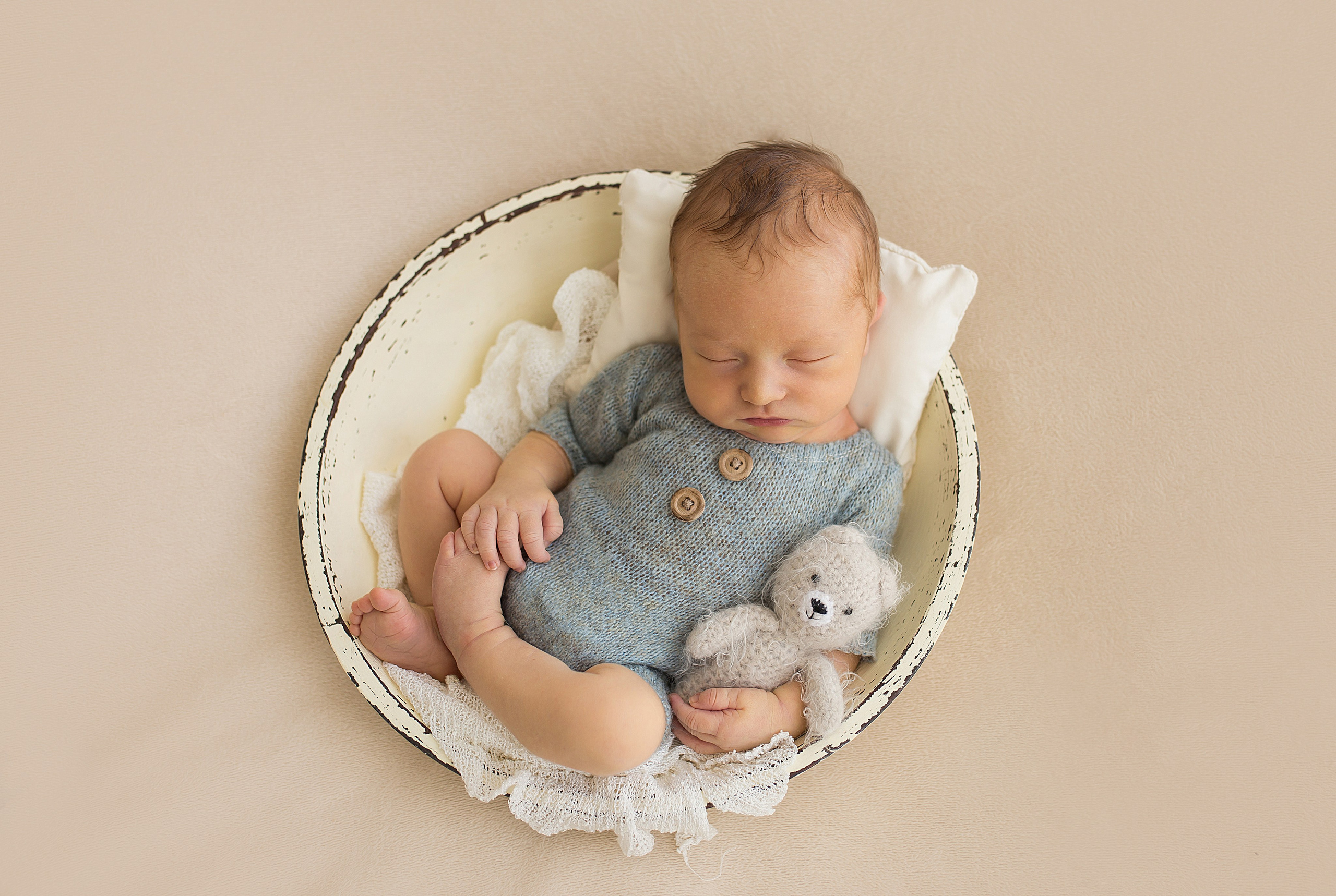 Фотосессия новорождённого. Фотограф новорождённых малышей и детский фотограф В Казани Лана Максим