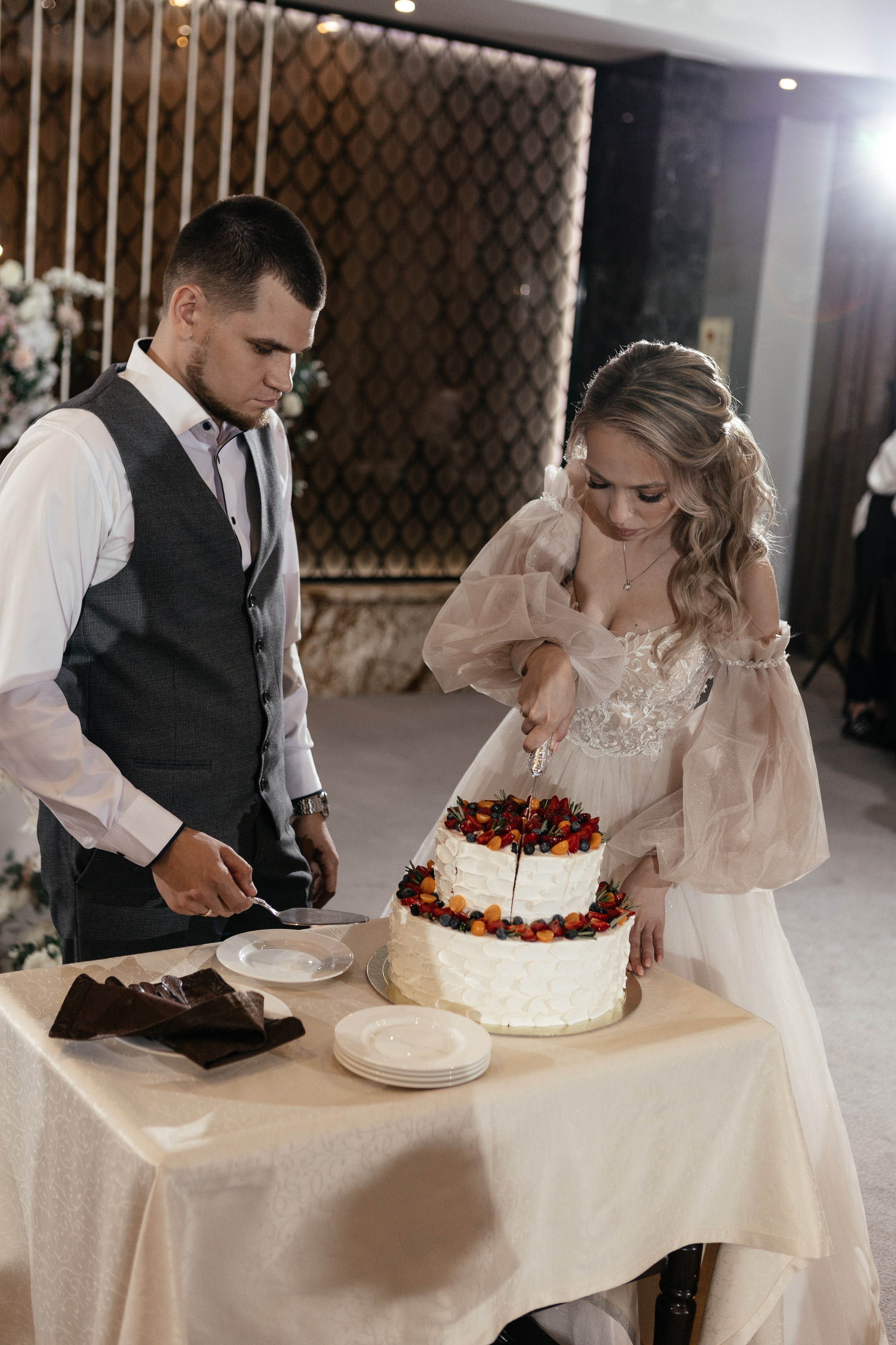 Свадебный фотограф Уфа — Руслан ГабдлисламовЖивые эмоции, красивые кадры, воспоминания на всю жизнь.Работаю по всей Республике Башкортоста. Свадебный фотограф Уфа Руслан Габдлисламов