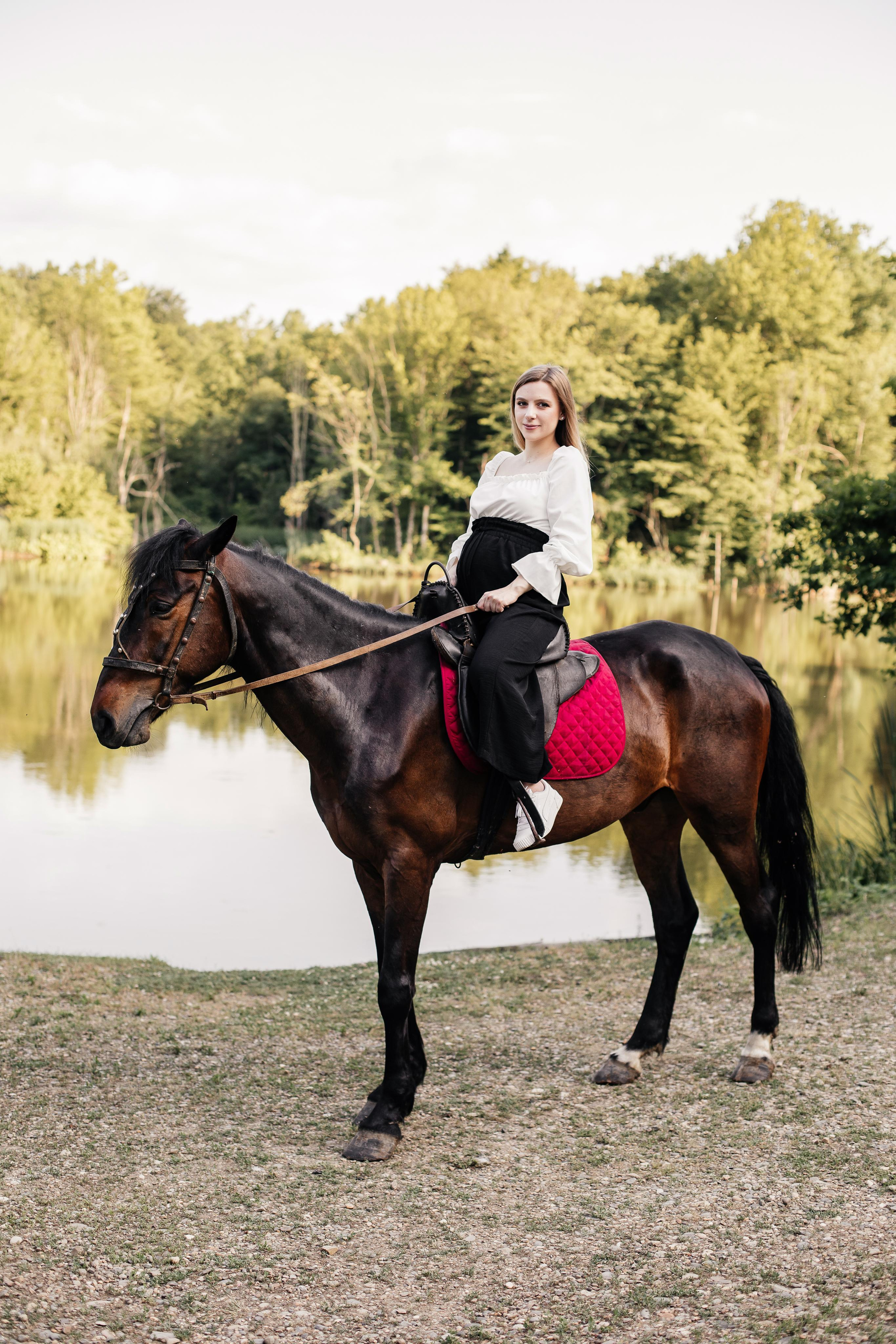 Юлия в ожидании. Фотограф Маргарита Никишина