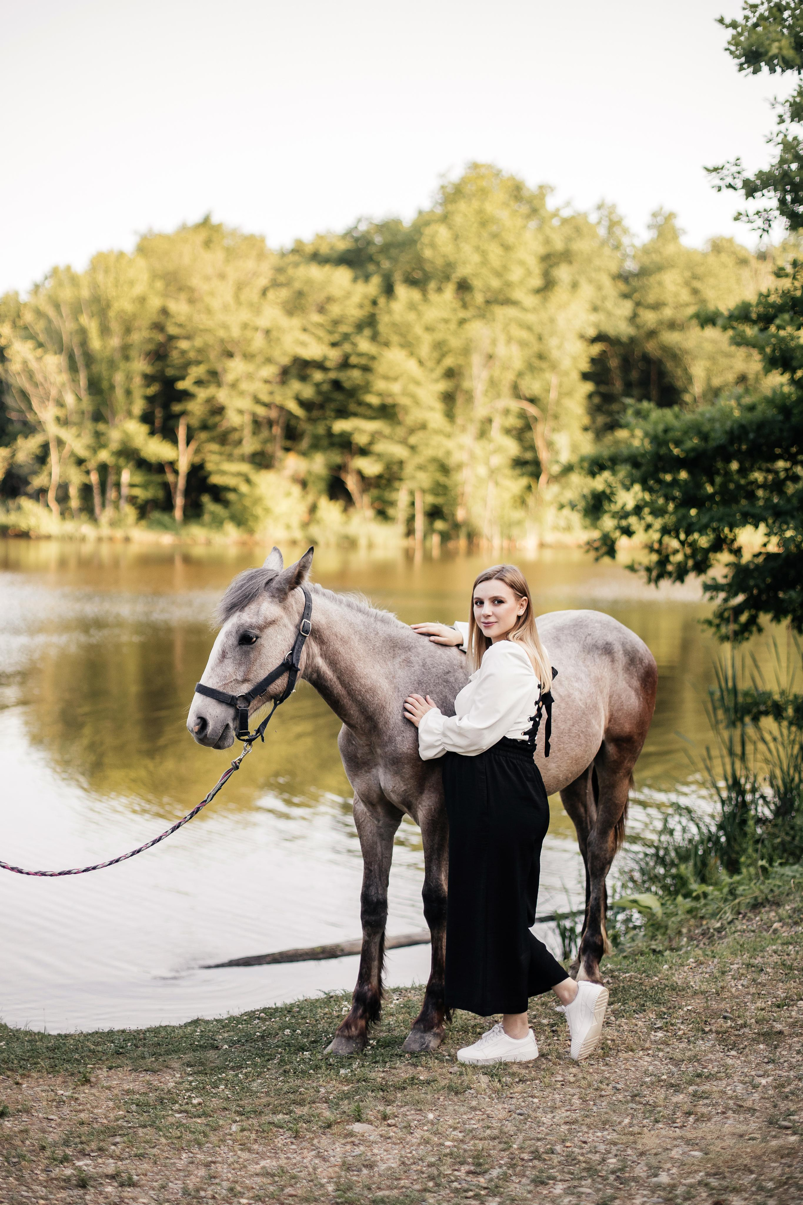 Юлия в ожидании. Фотограф Маргарита Никишина