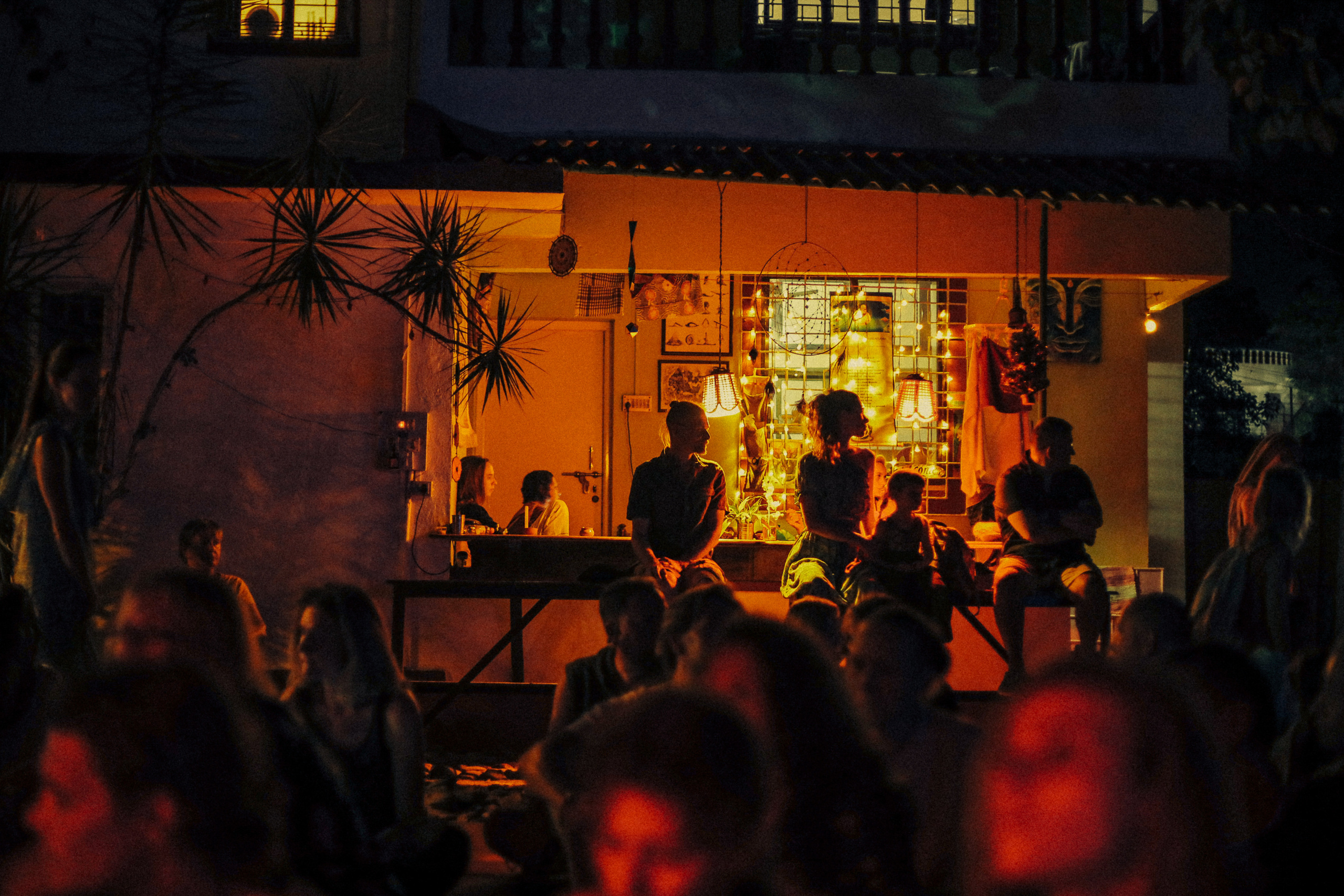 Поэтический вечер в Гоа. Фотограф Ольхон/ Индия, Регина