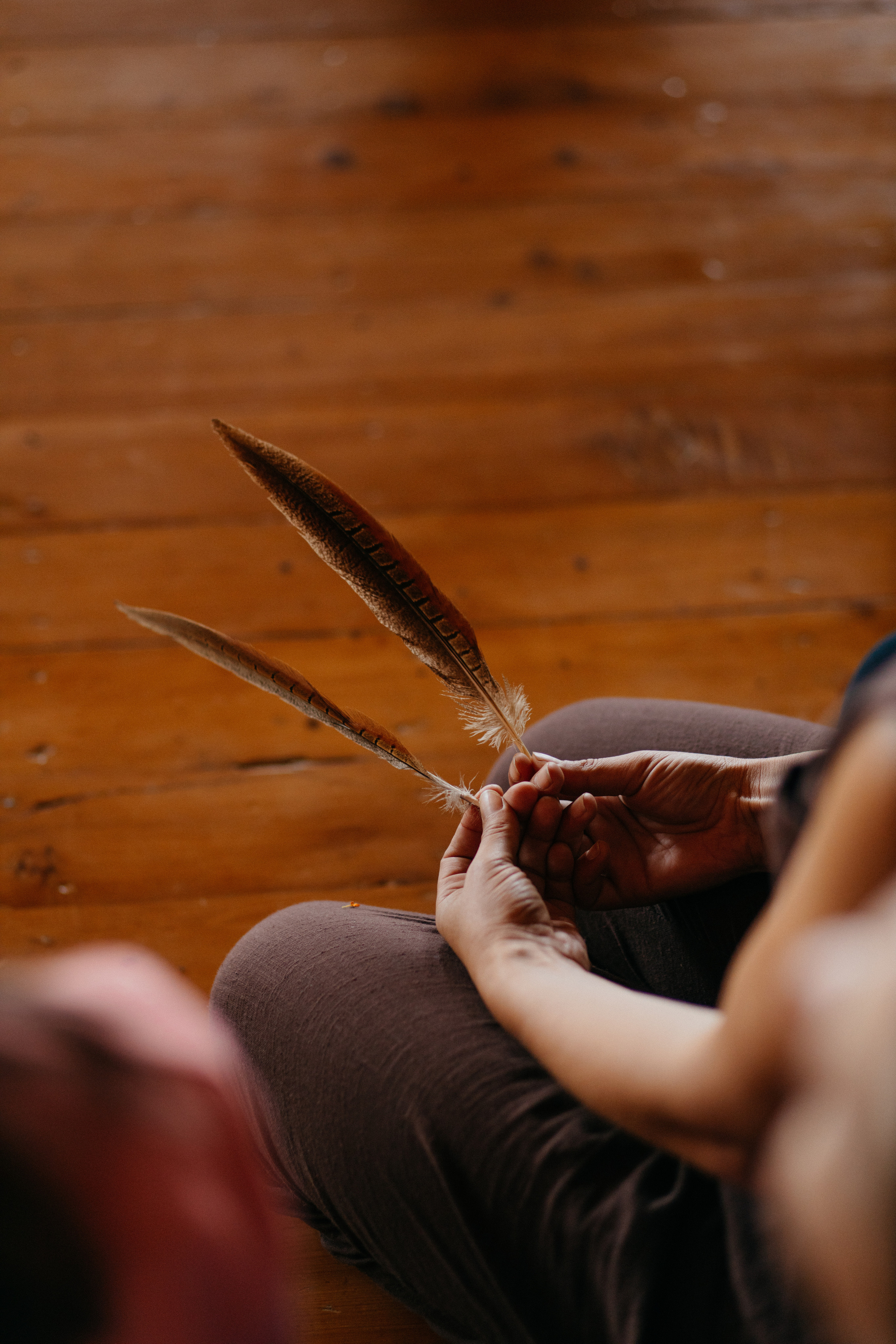 Женская практика от Лу, ретрит в Гималаях. Фотограф Ольхон/ Индия, Регина