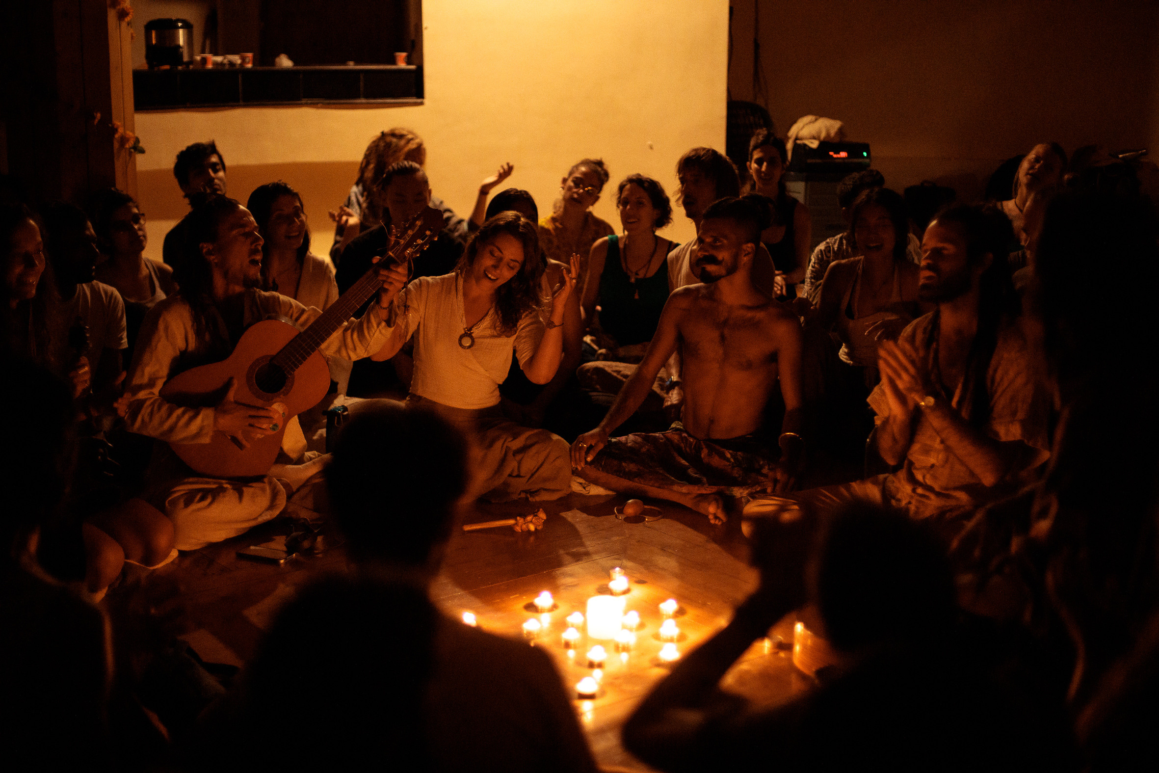Вечер новой Луны в Дхарамсале, Индия. Фотограф Ольхон/ Индия, Регина