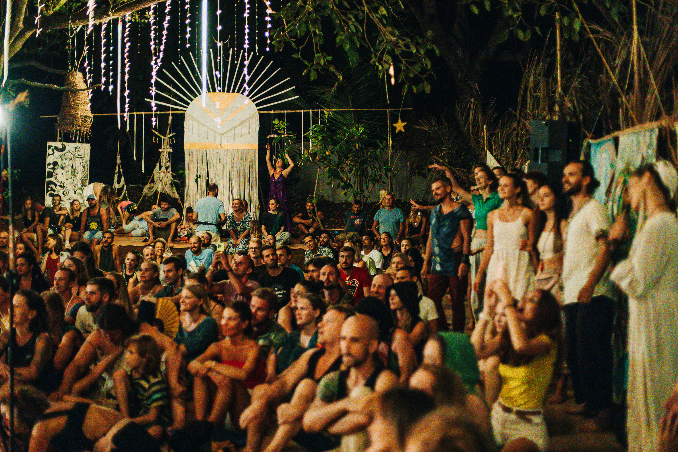 Концерт группы «Odnono» в Гоа. Фотограф Ольхон/ Индия, Регина