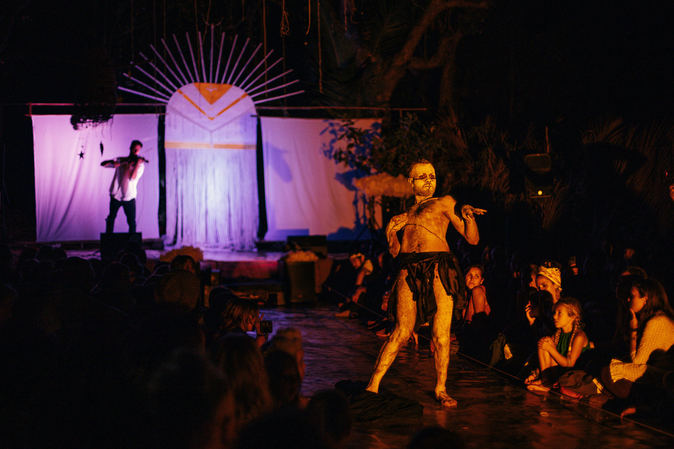 Музыкально-театральное Шоу в Гоа. Фотограф Ольхон/ Индия, Регина