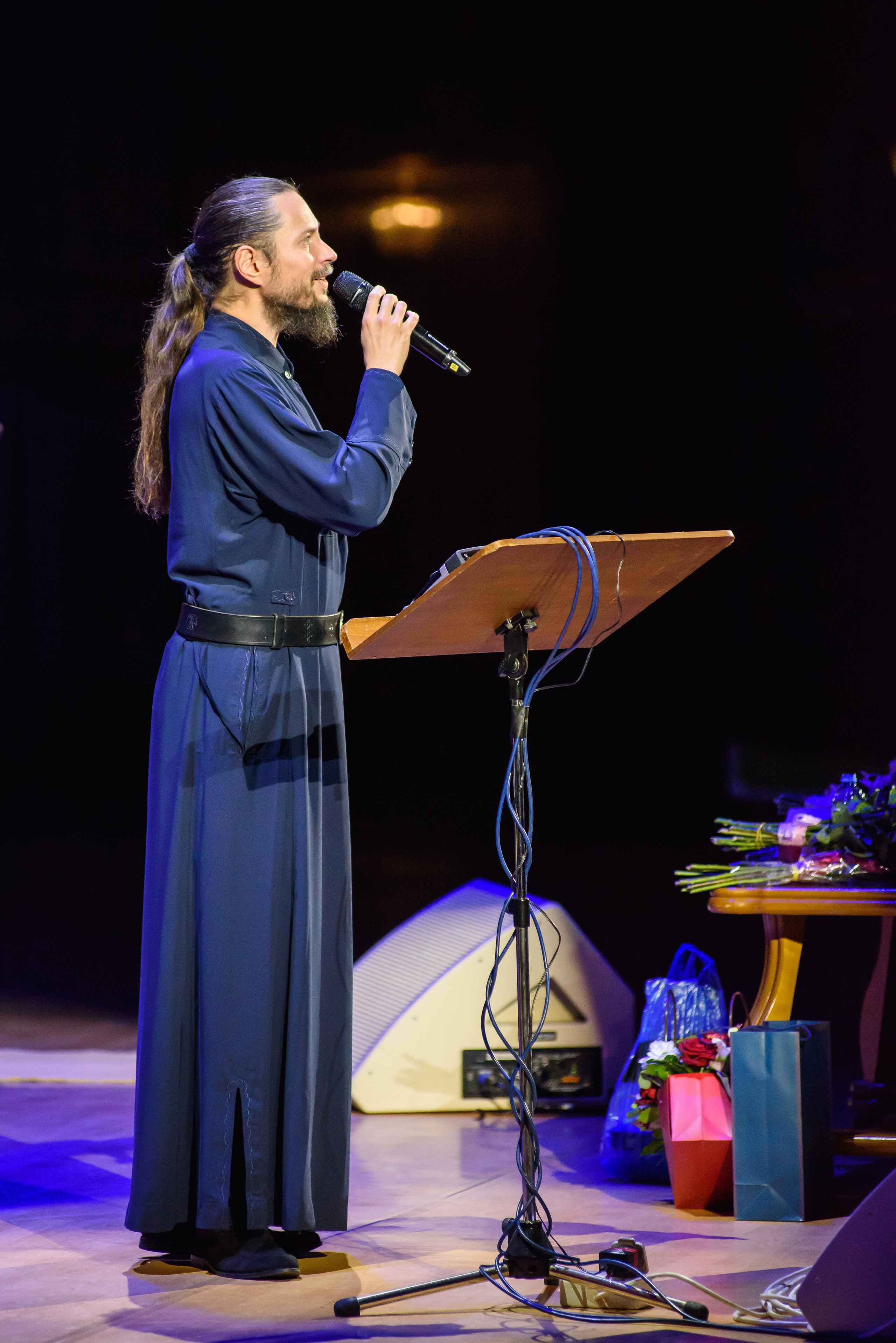 Иеромонах Фотий — «Имена на все времена», Зал Церковных Соборов. Бренд-фотограф для экспертов и блогеров в Москве Влада Горбовская