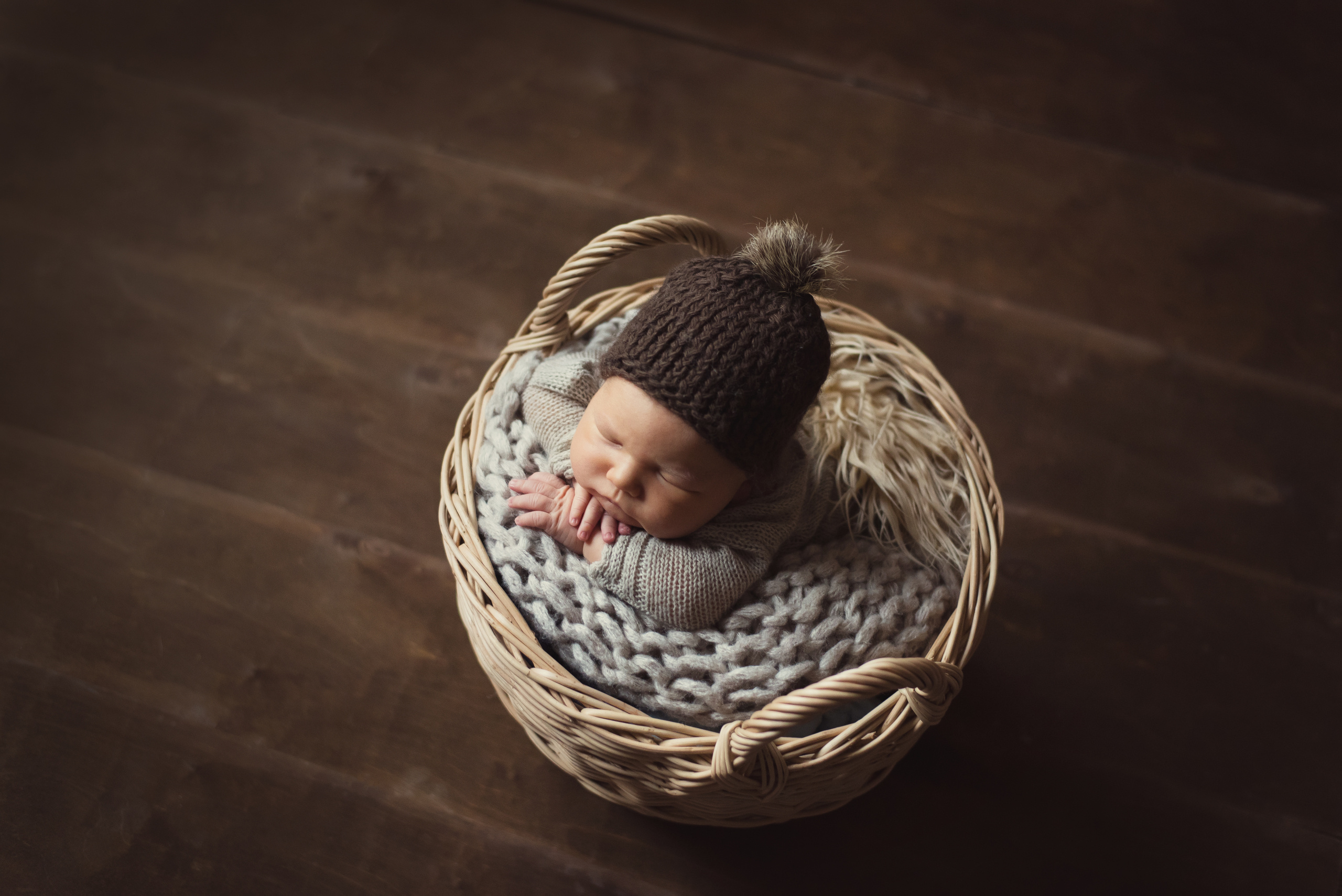 Фотосессия новорожденных в Пскове. Фотограф новорожденных , семейный и  детский фотограф в Пскове Иванова